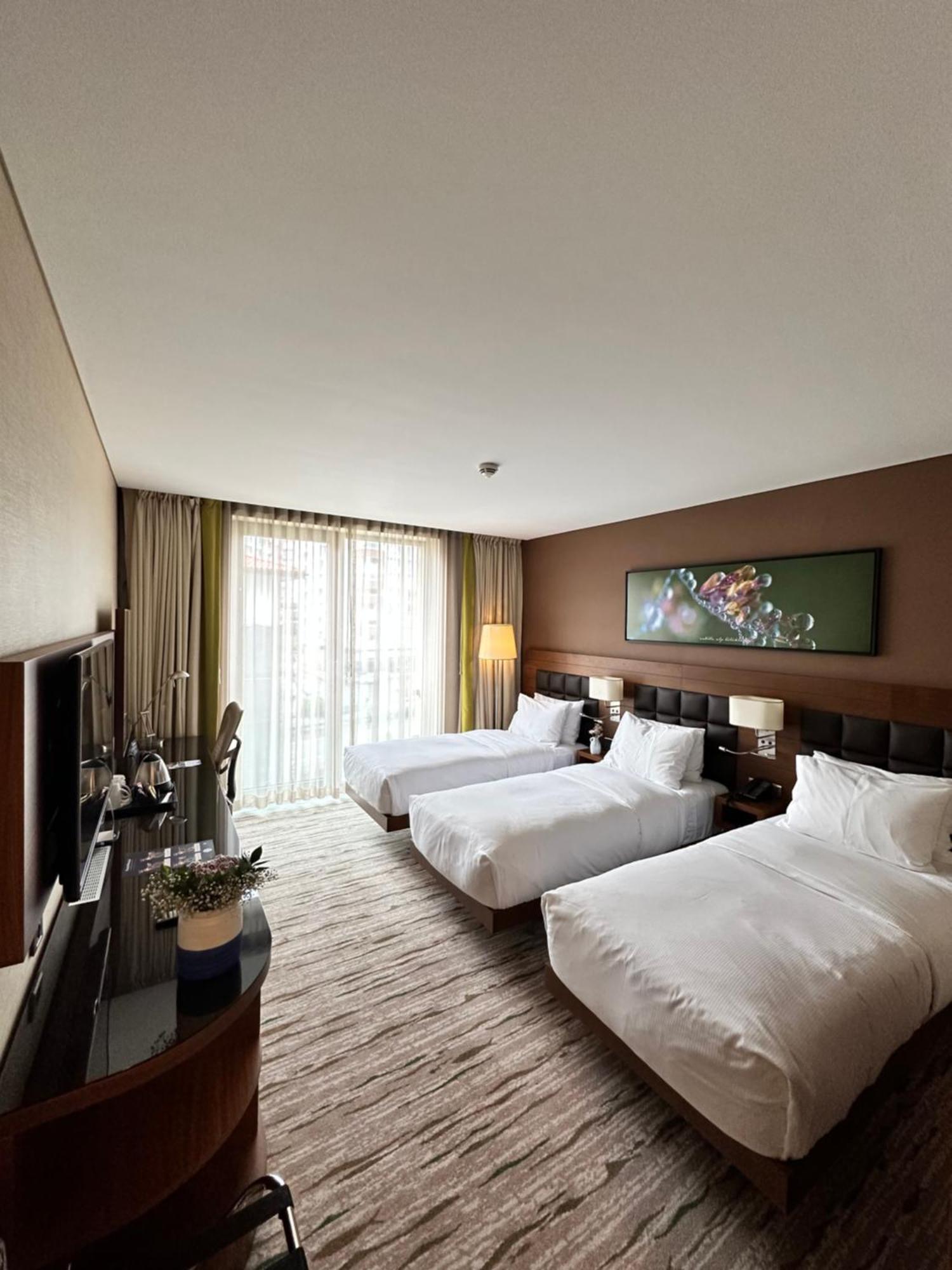 Triple Room City View