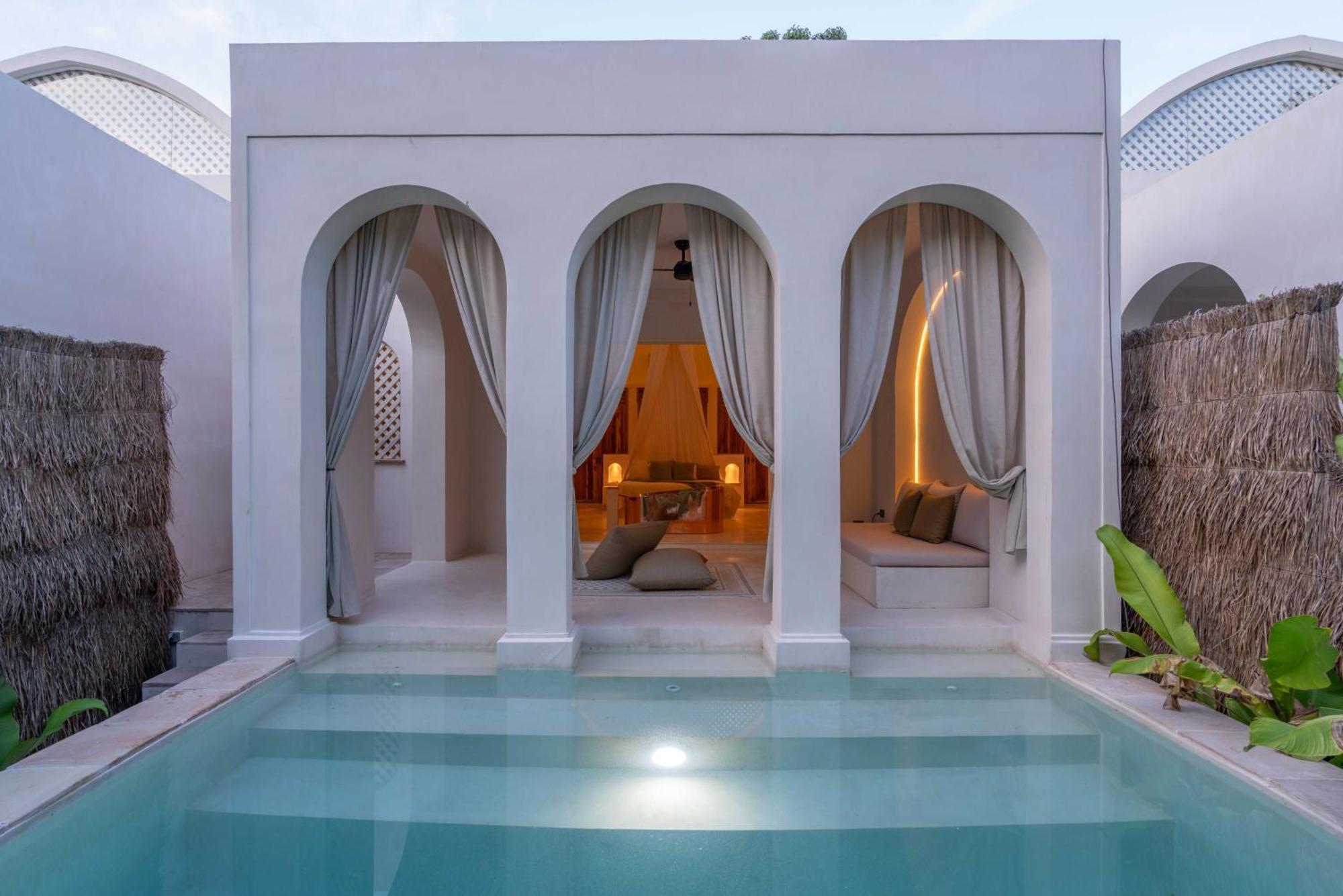 Suite Private Pool