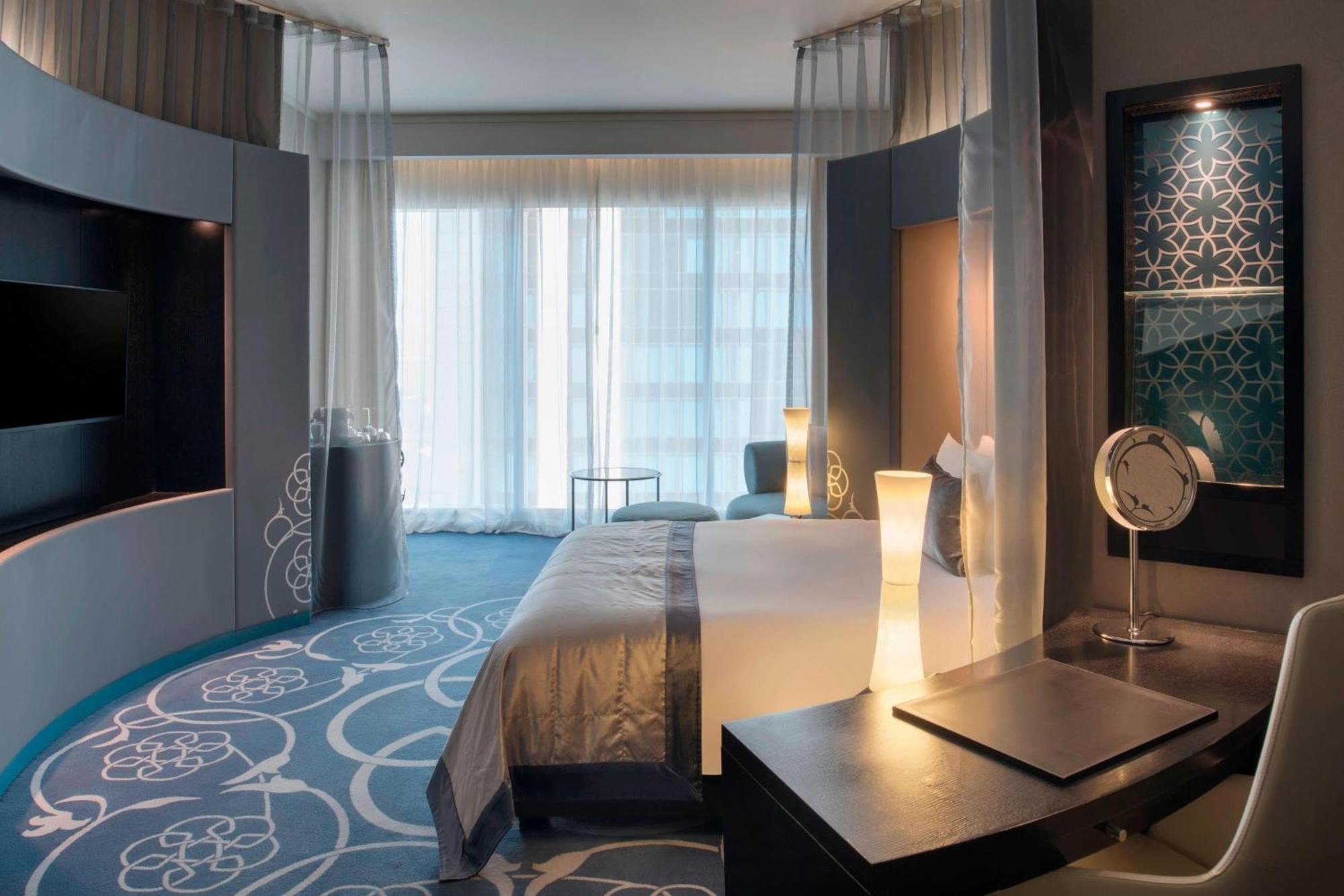 Deluxe King Room with City View,1553026267:JPEG