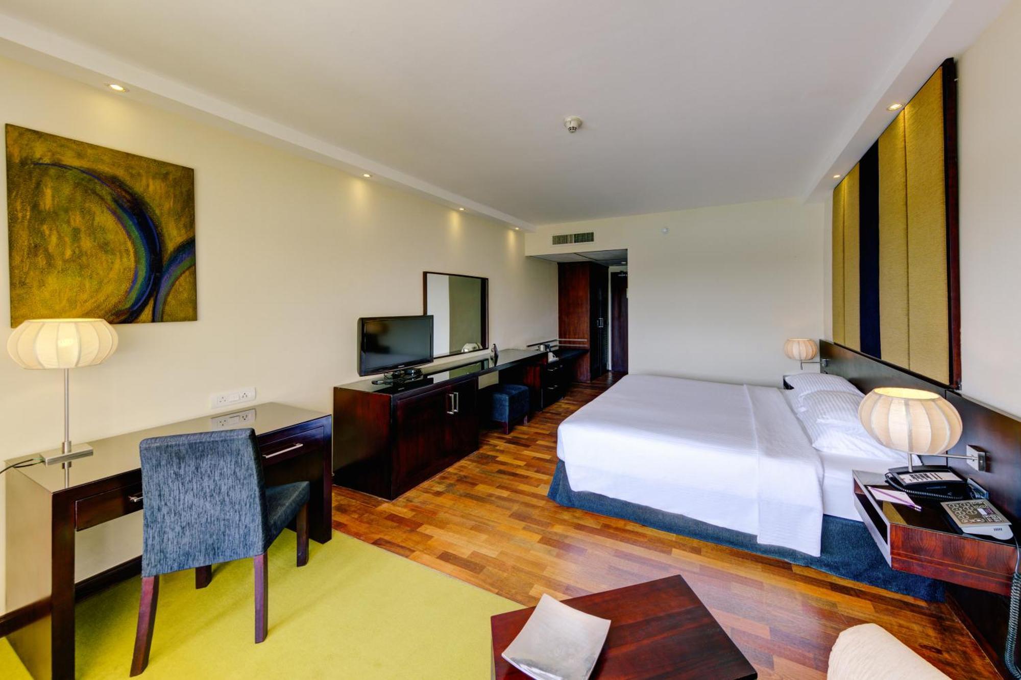 Premium Room Pool & Lakeview,1548765166:JPEG