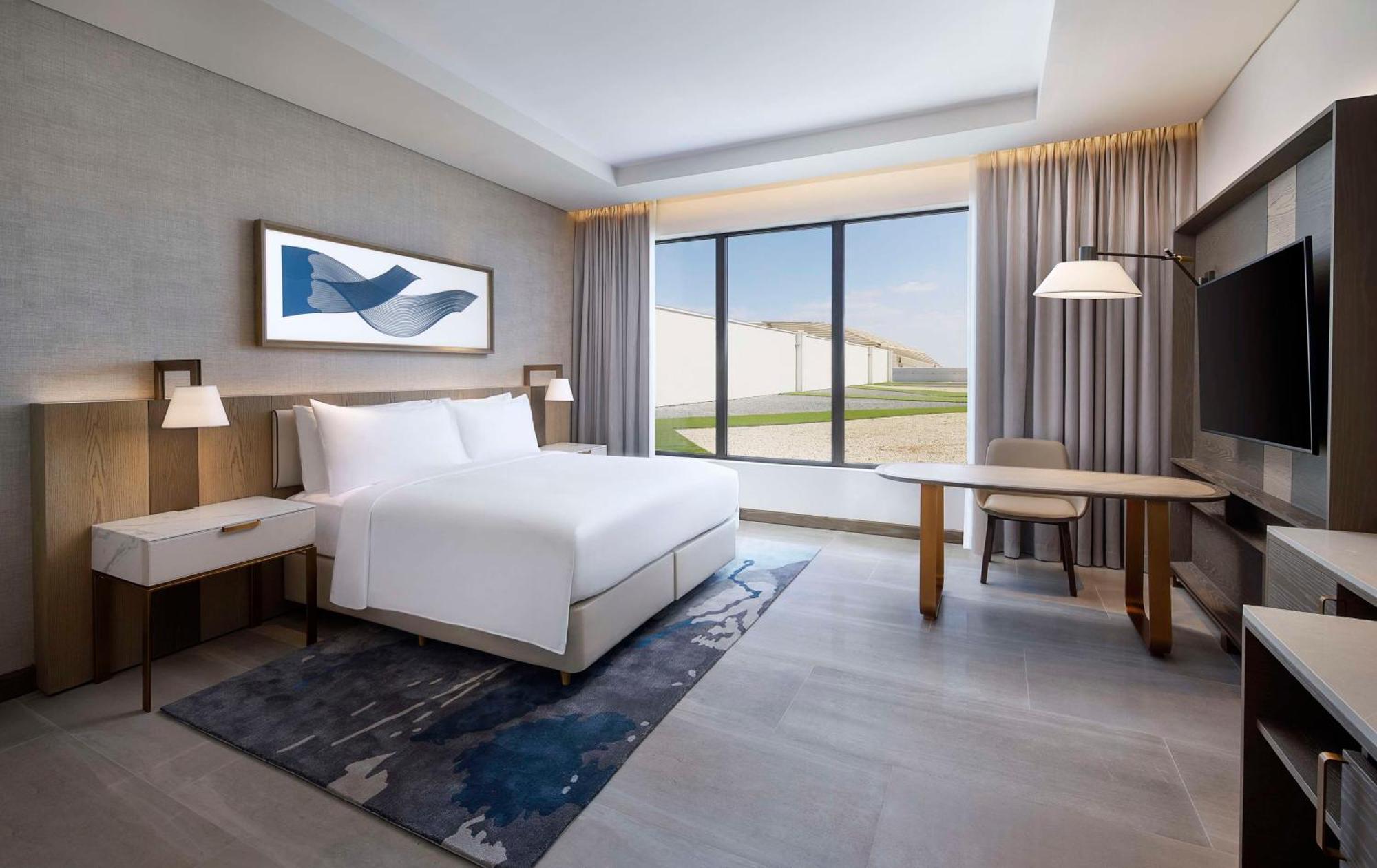 King Room with Theme Park Access - Accessible