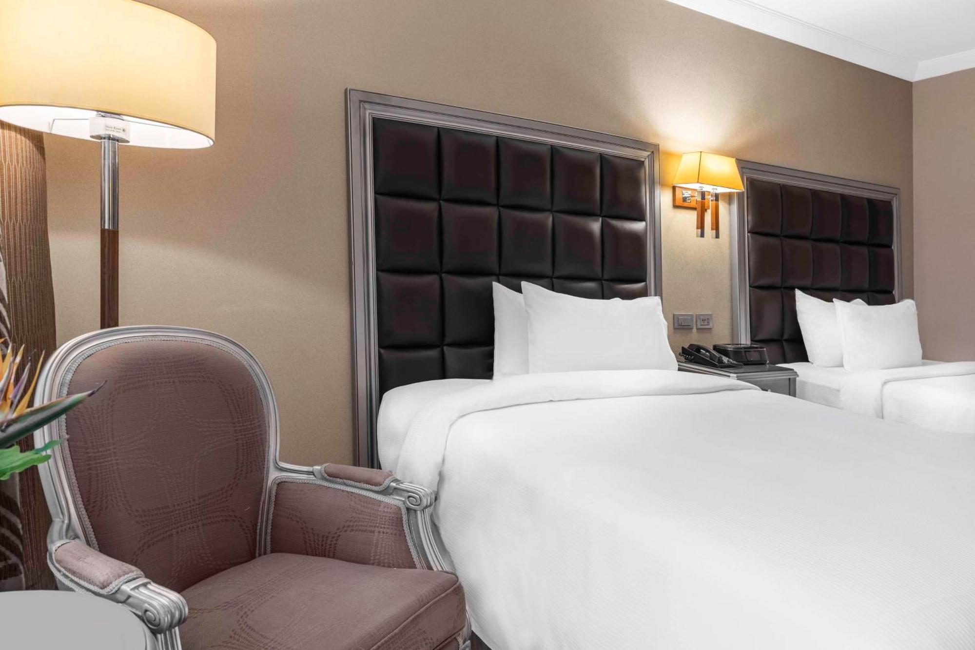 Twin Guest Room with Partial Sea View