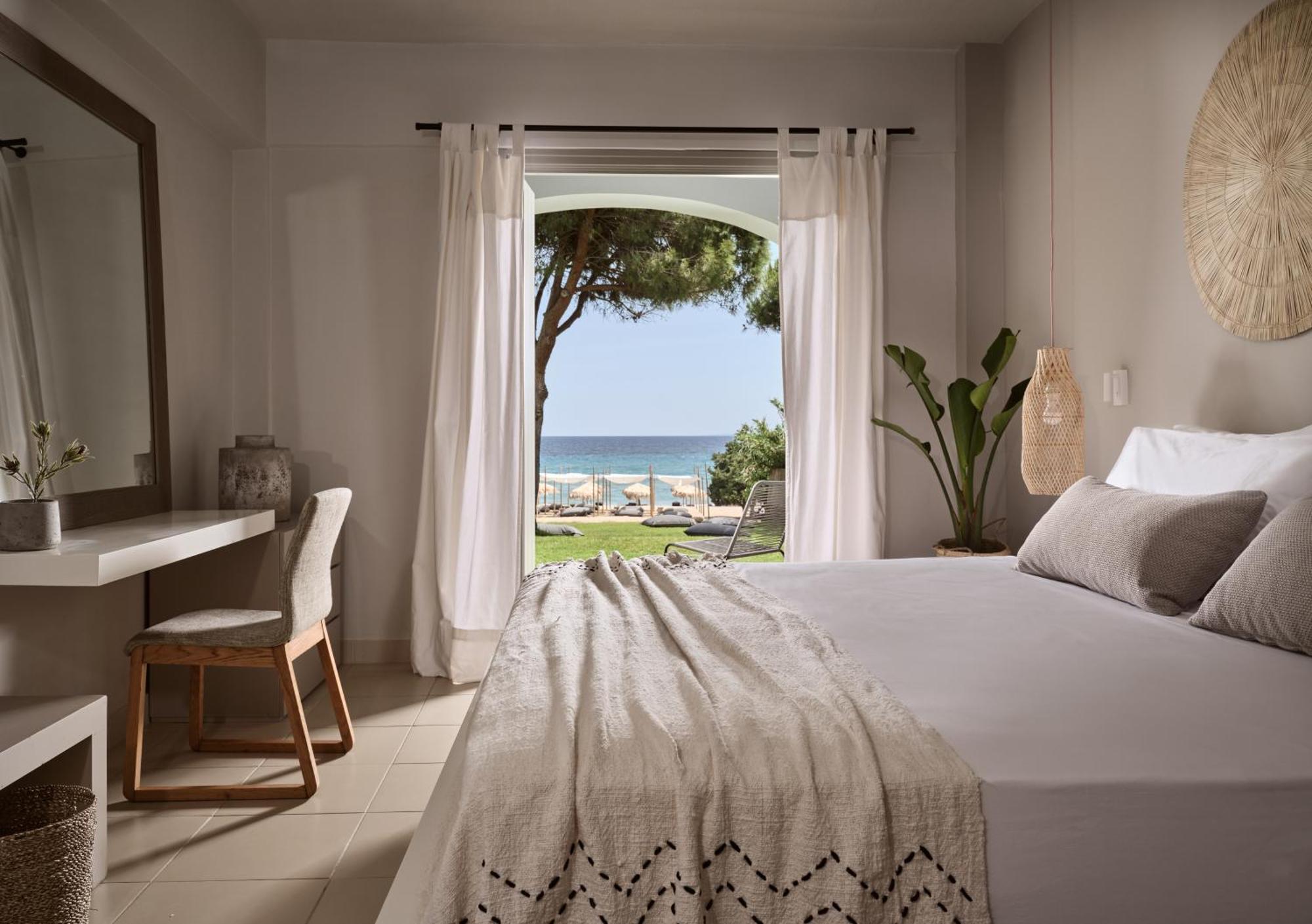 Senior Suite Sea View,1548890131:JPEG