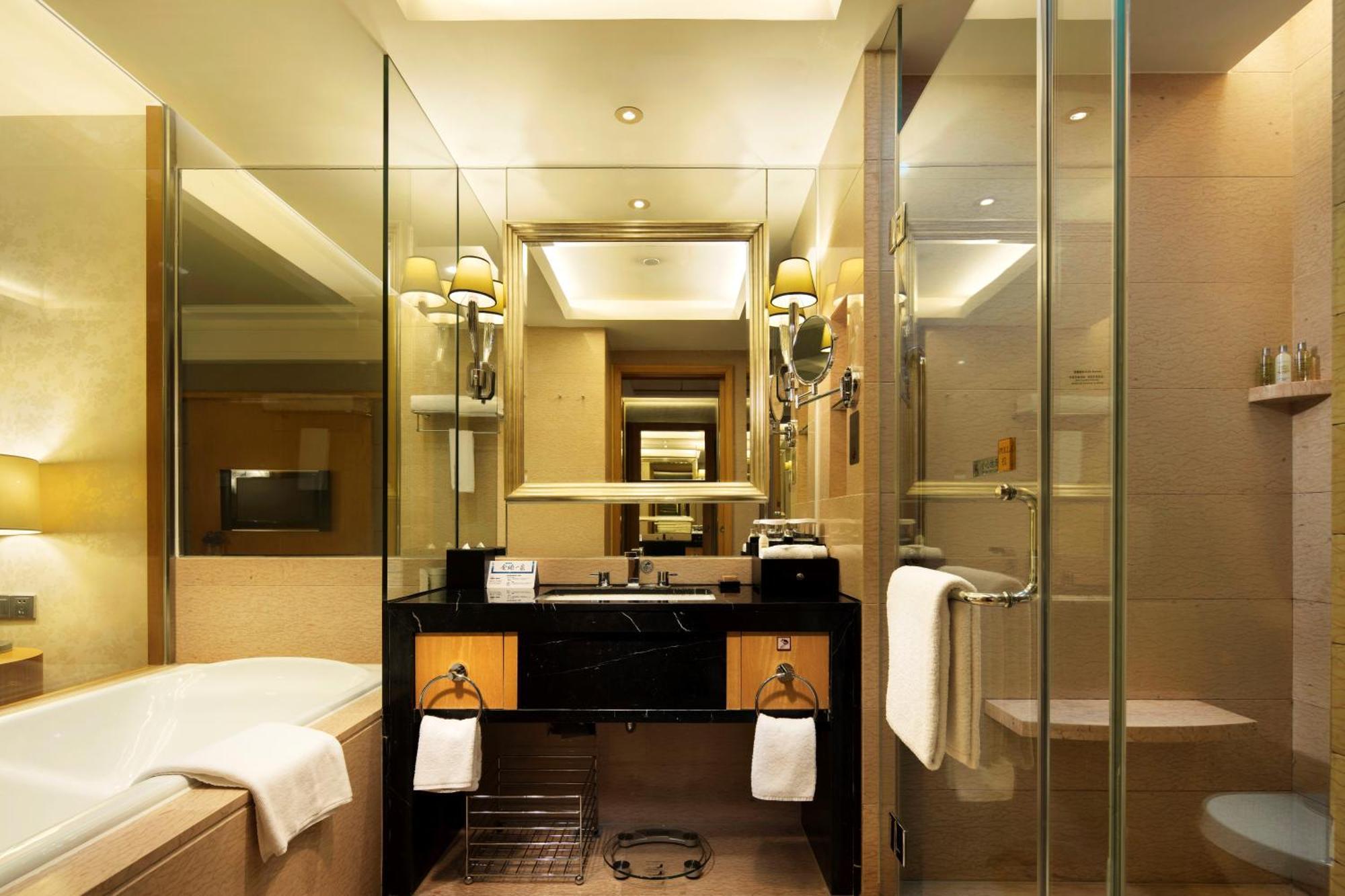 Deluxe King Room,1552643608:JPEG