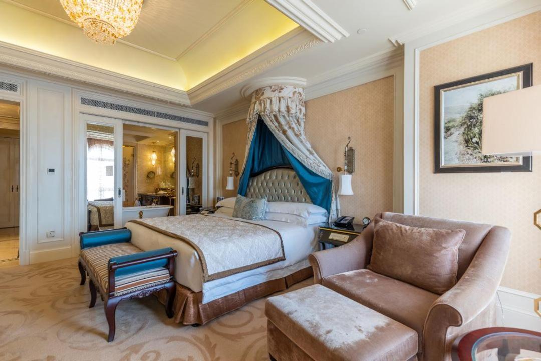 Noble Suite,1549316953:JPEG