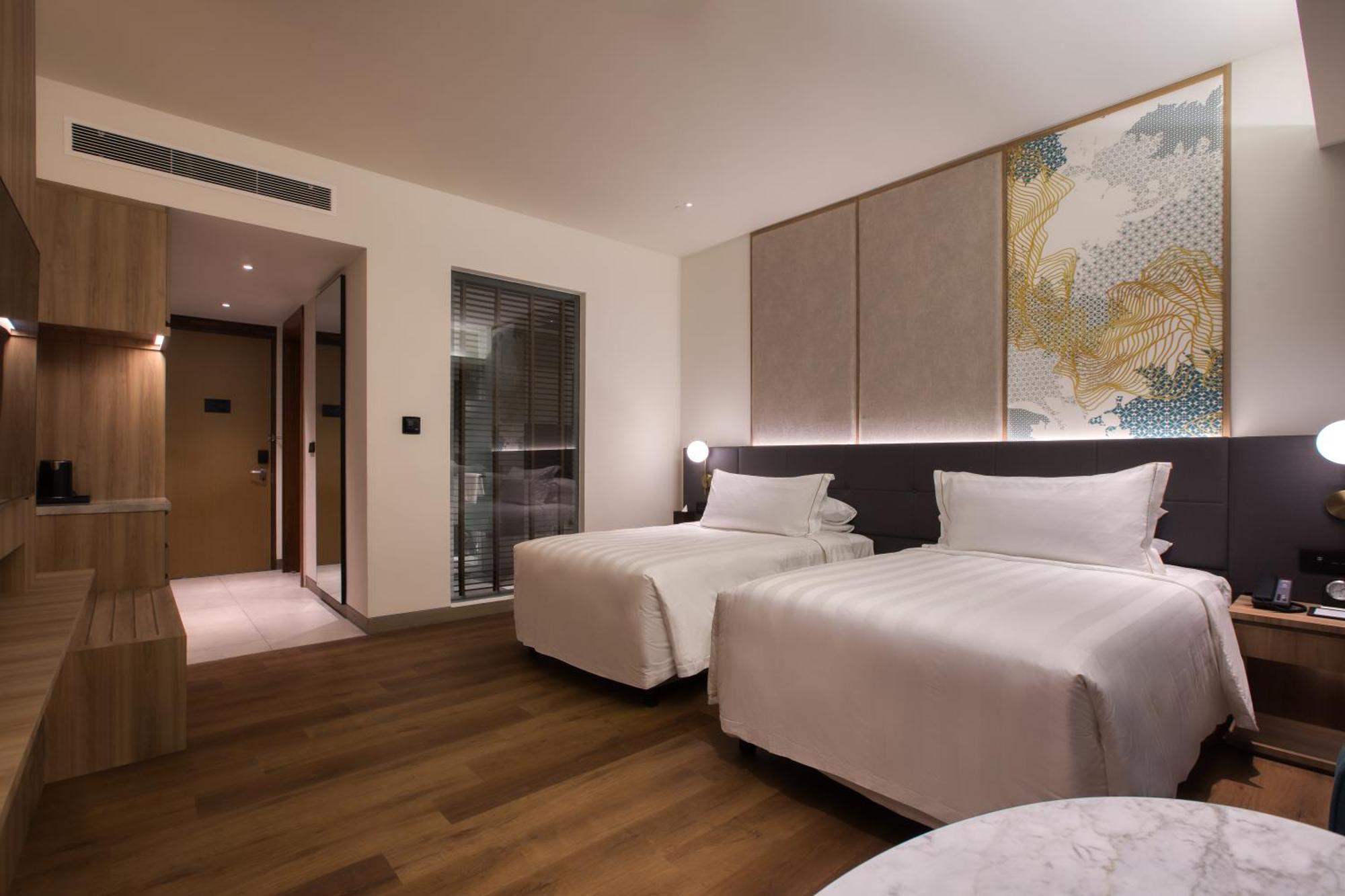 Deluxe Ocean View Twin