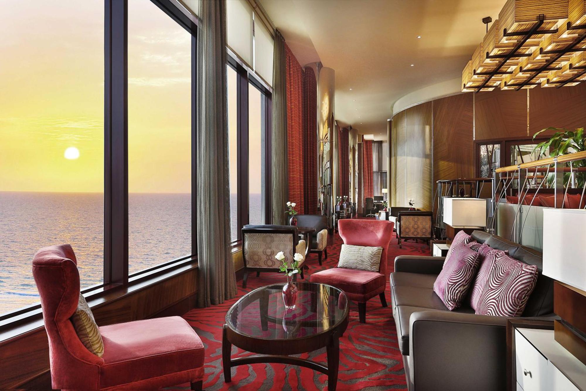 Executive King Room with Sea View - Lounge Access