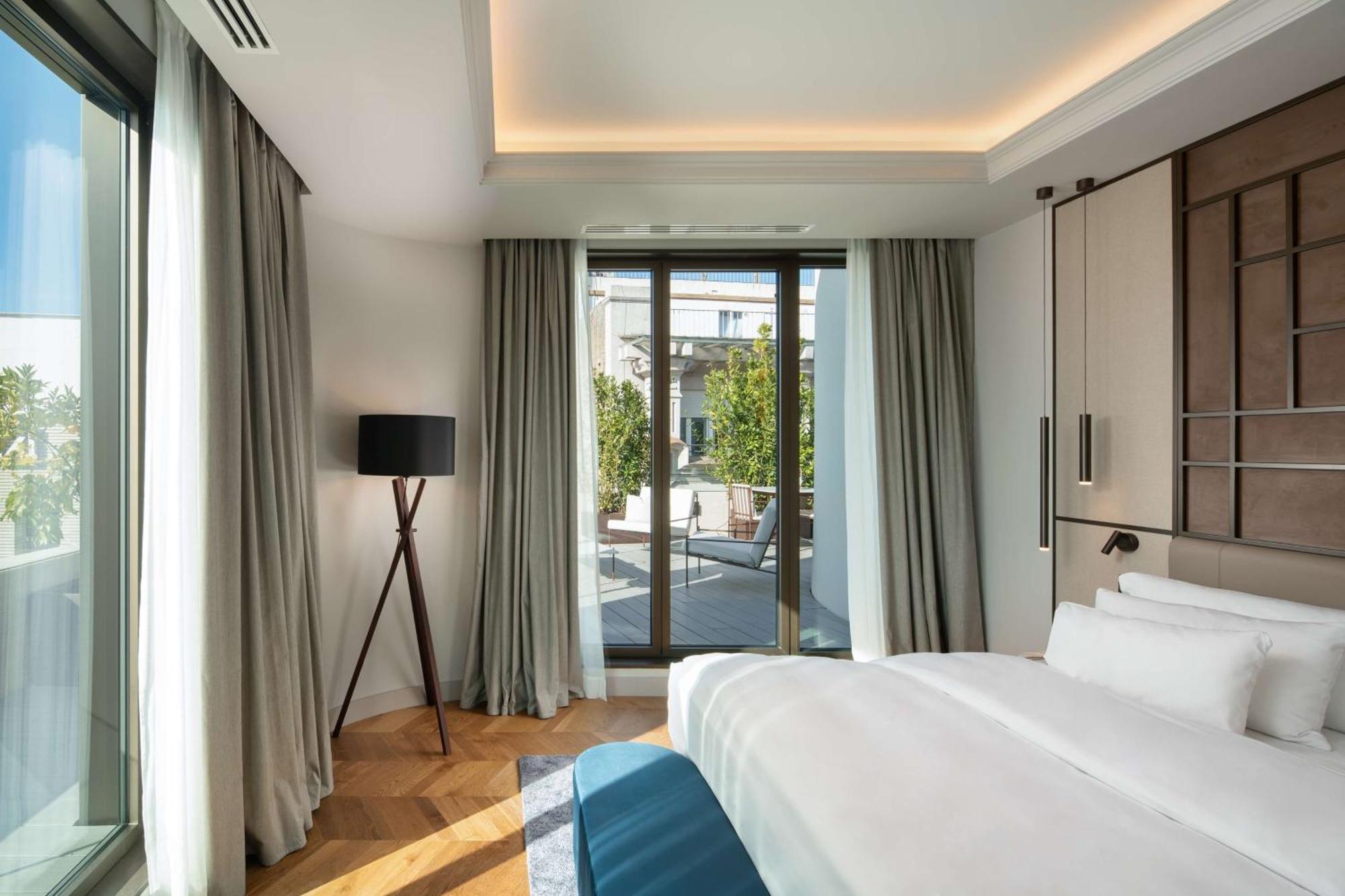 Suite Junior avec Terrasse et Jacuzzi