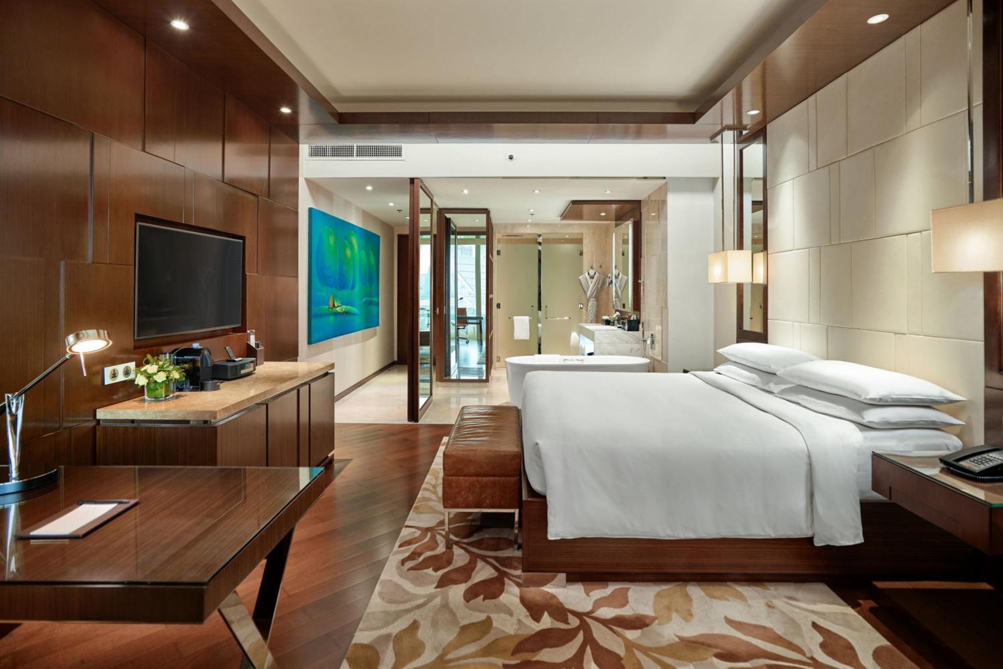Deluxe King, Guest room, 1 King,1550233564:JPEG