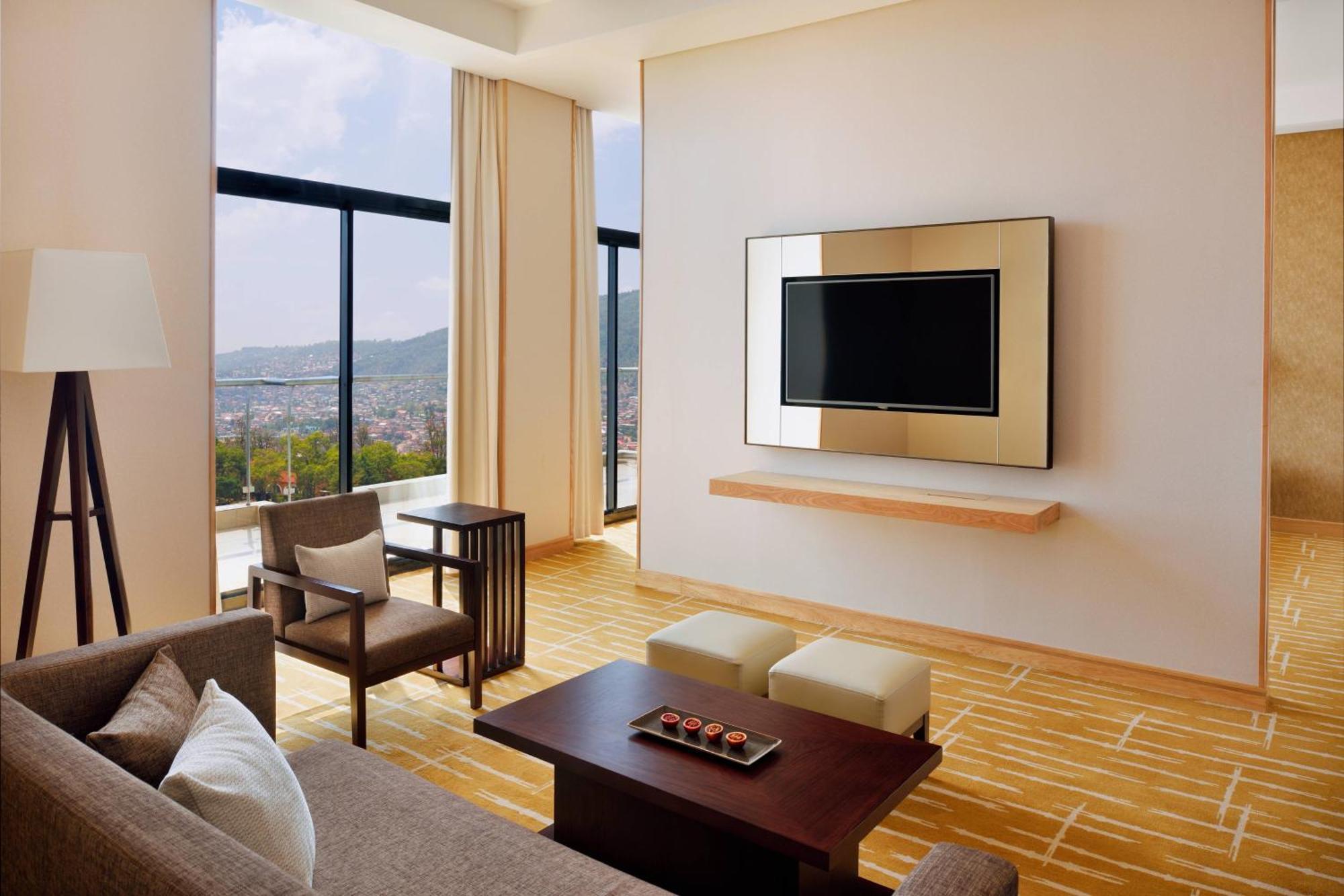 Executive lounge access Junior Suite 1 King Bed