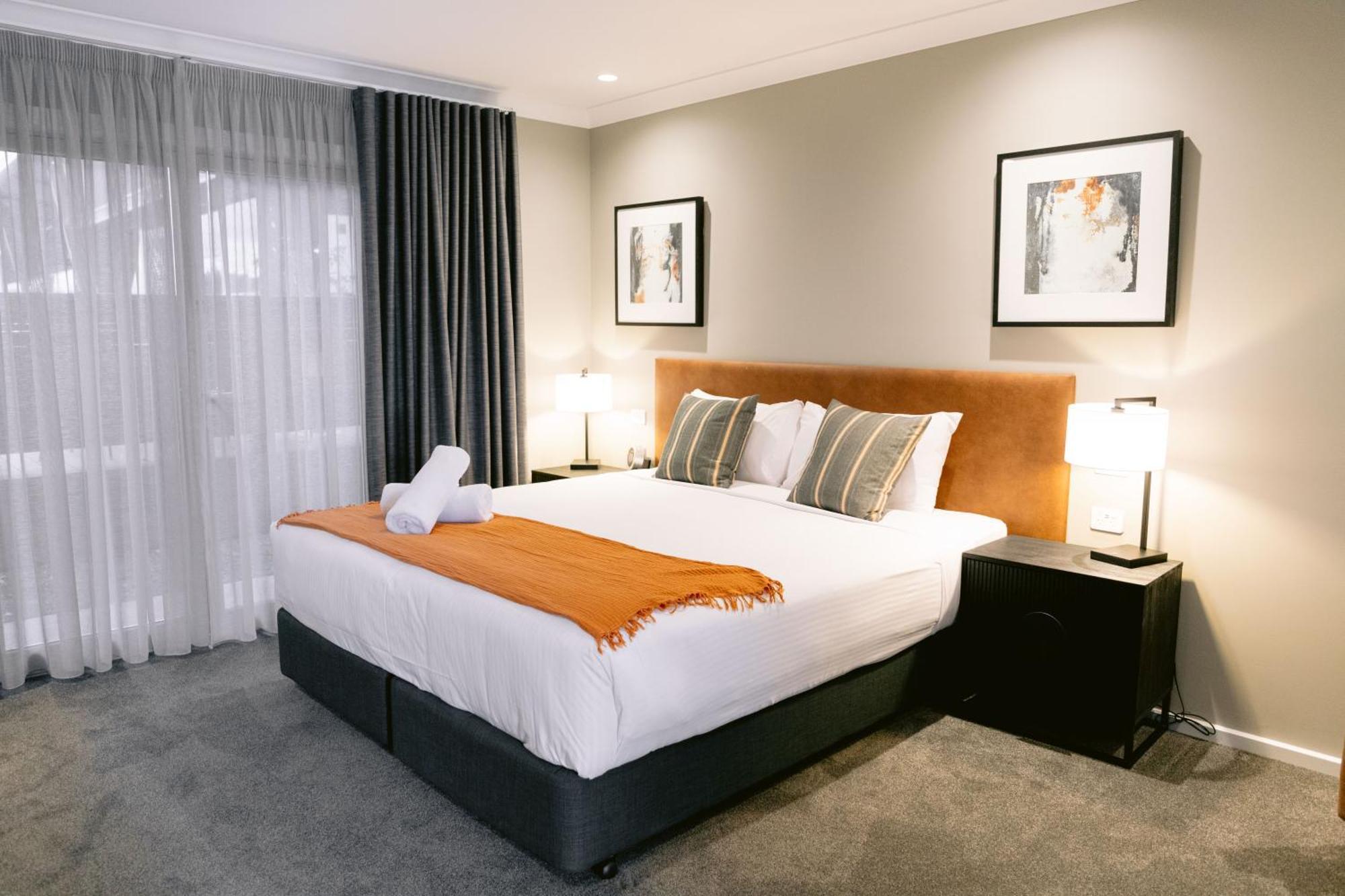 Executive Suite Spa Bath