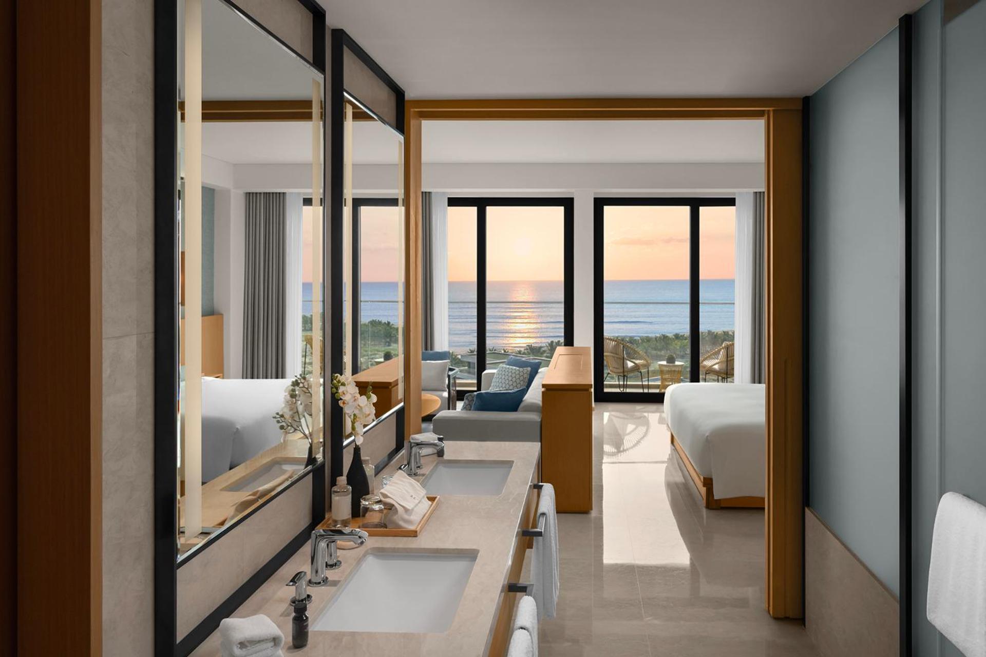 Corner Suite Double Ocean View Monogram Lounge Access Minibar once per Daily Guest Activities