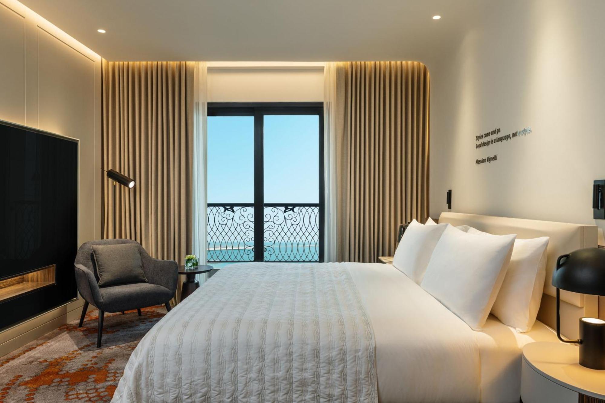 One-Bedroom Explorer Suite
