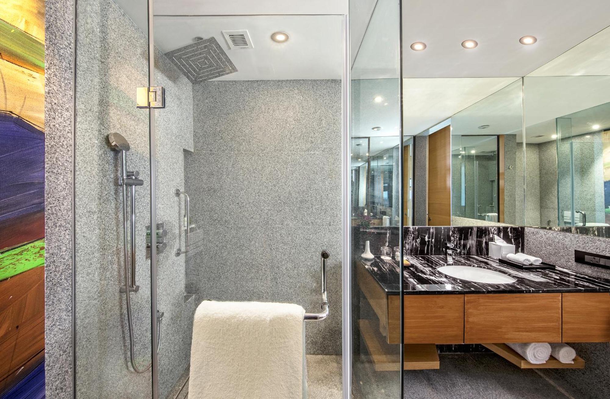 Executive King Room