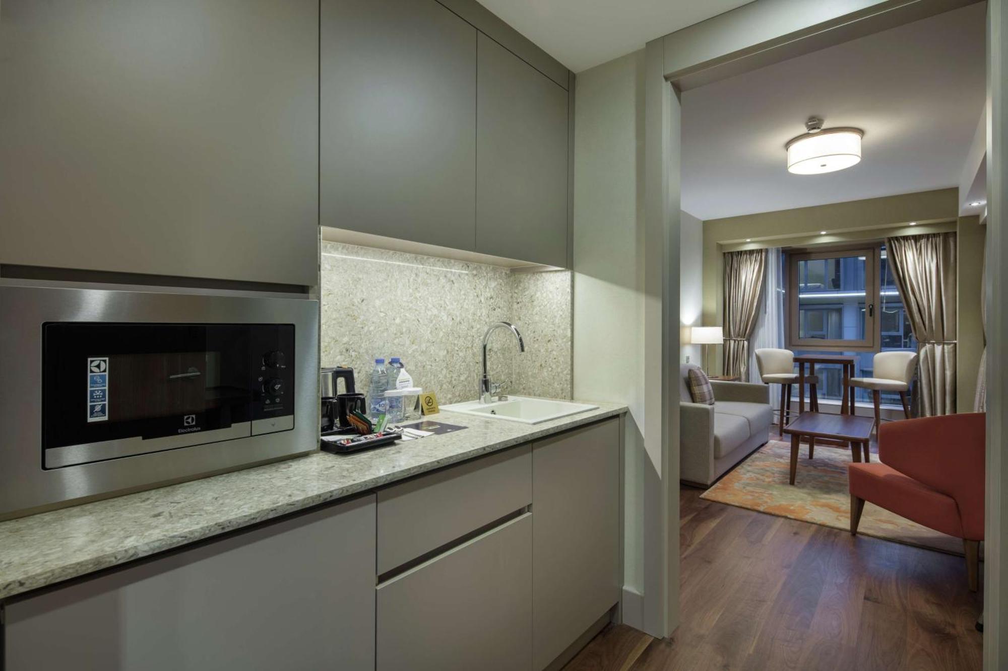Superior One-Bedroom King Suite
