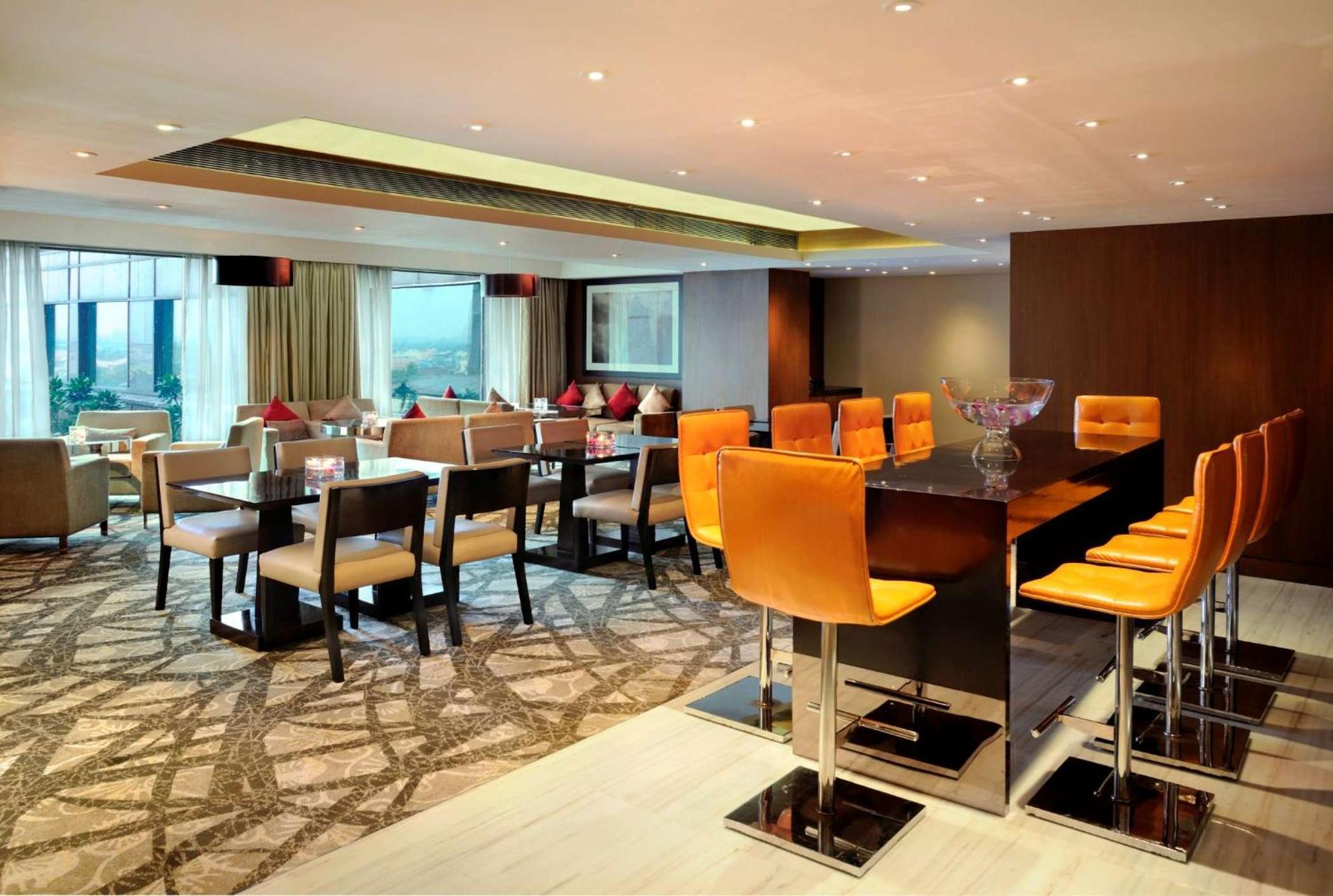 Executive King Room Access to Executive Lounge