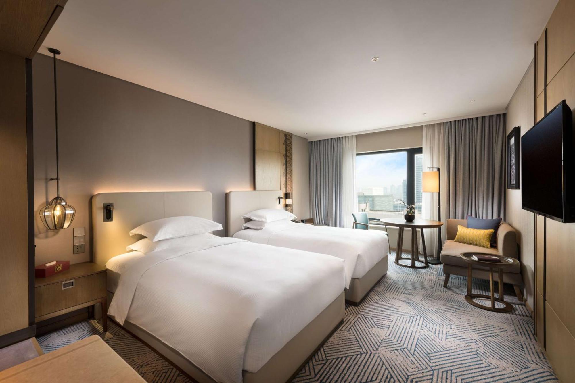Deluxe Twin Room Plus
