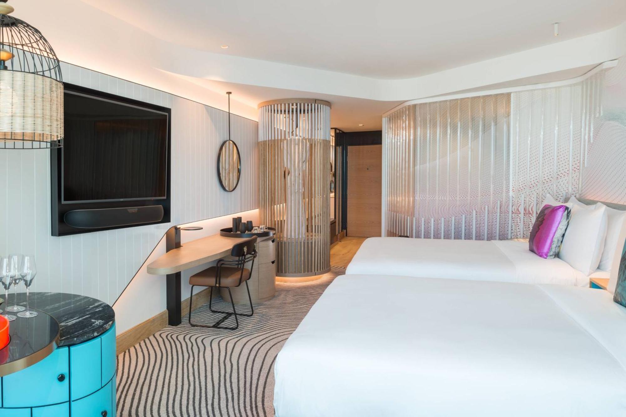 Double Room with Partial River View – Standard Double