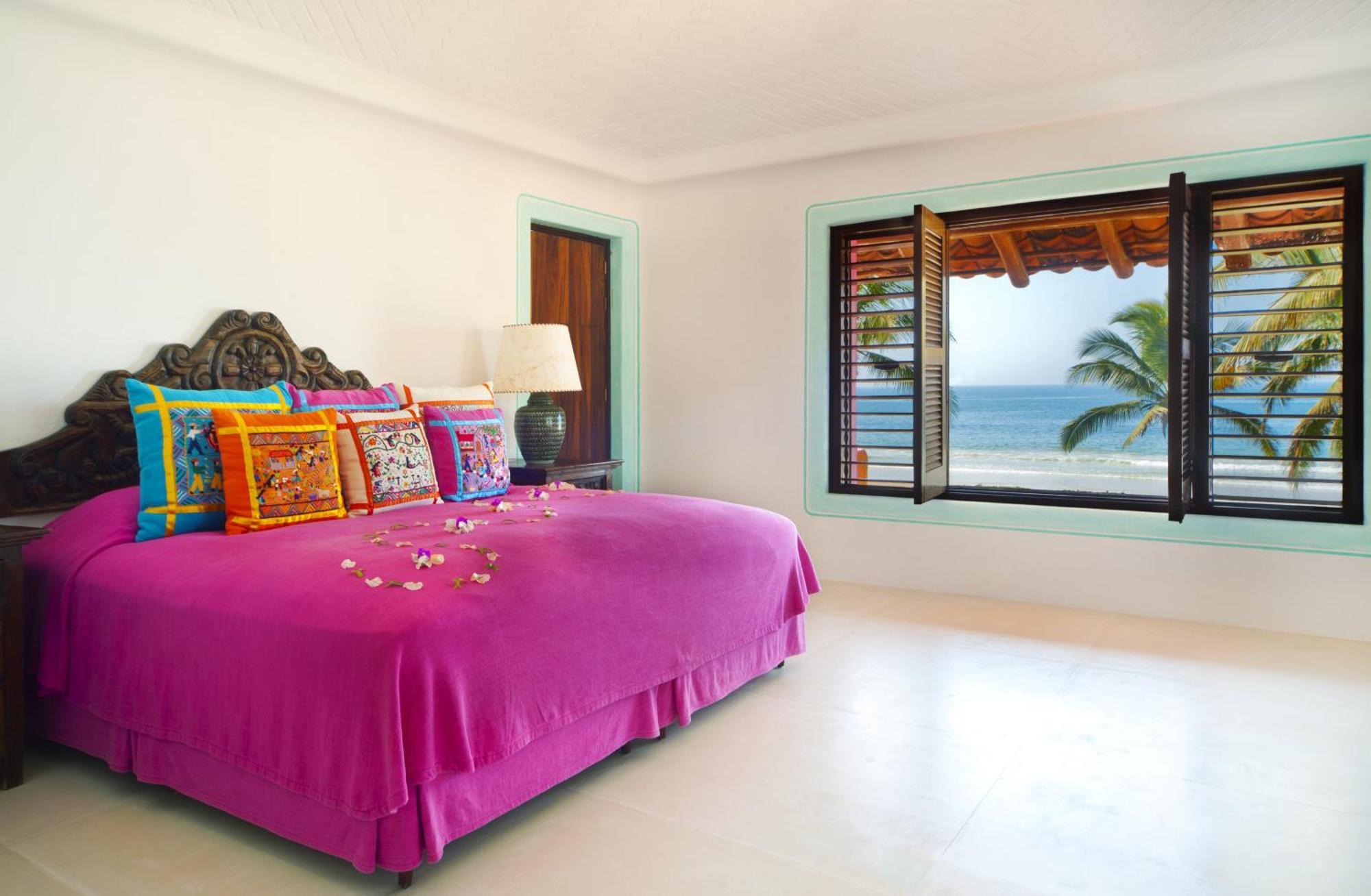 Ocean Front Suite,1273572307:JPEG