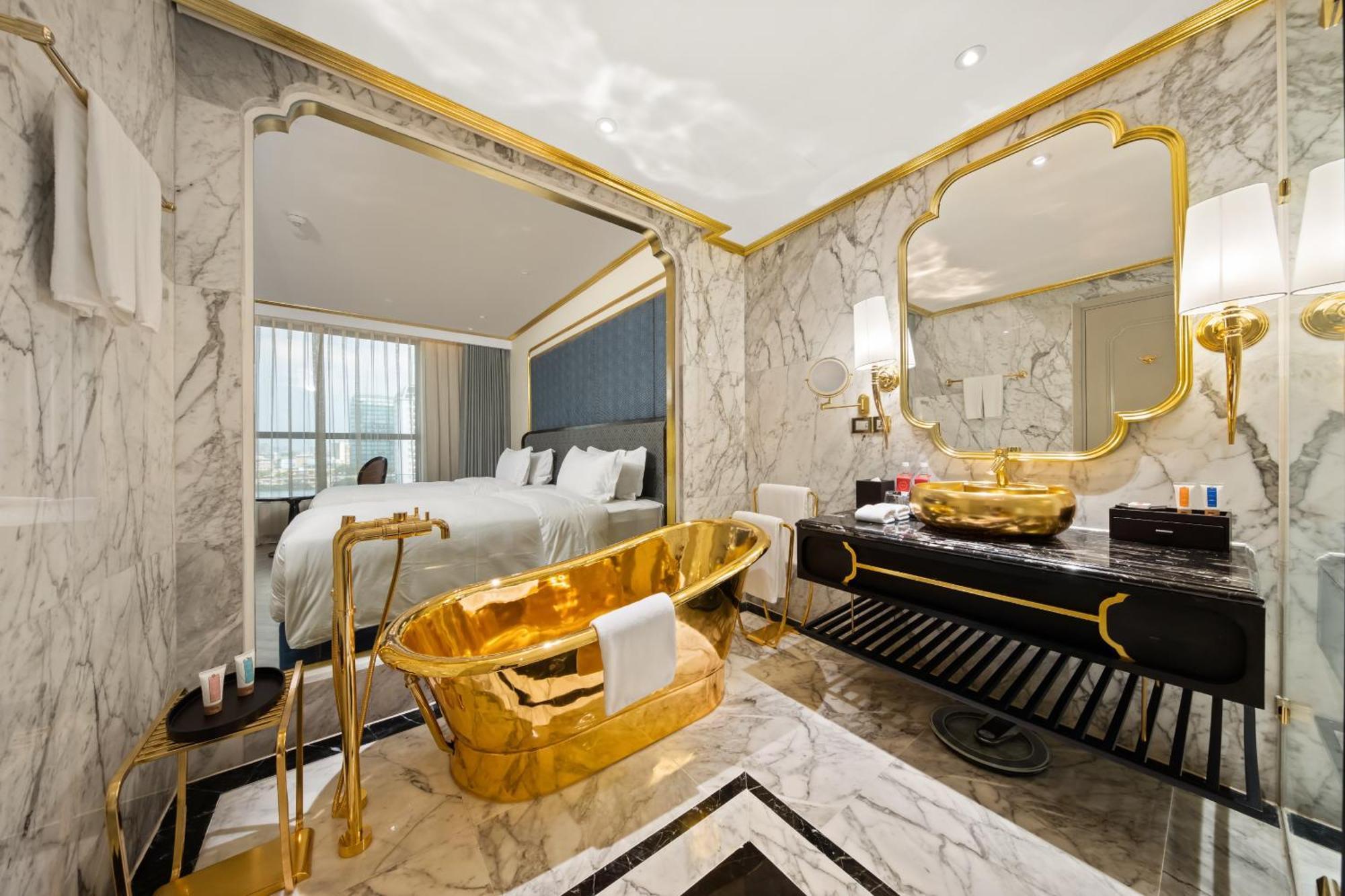 Imperial Penthouse,1553432191:JPEG