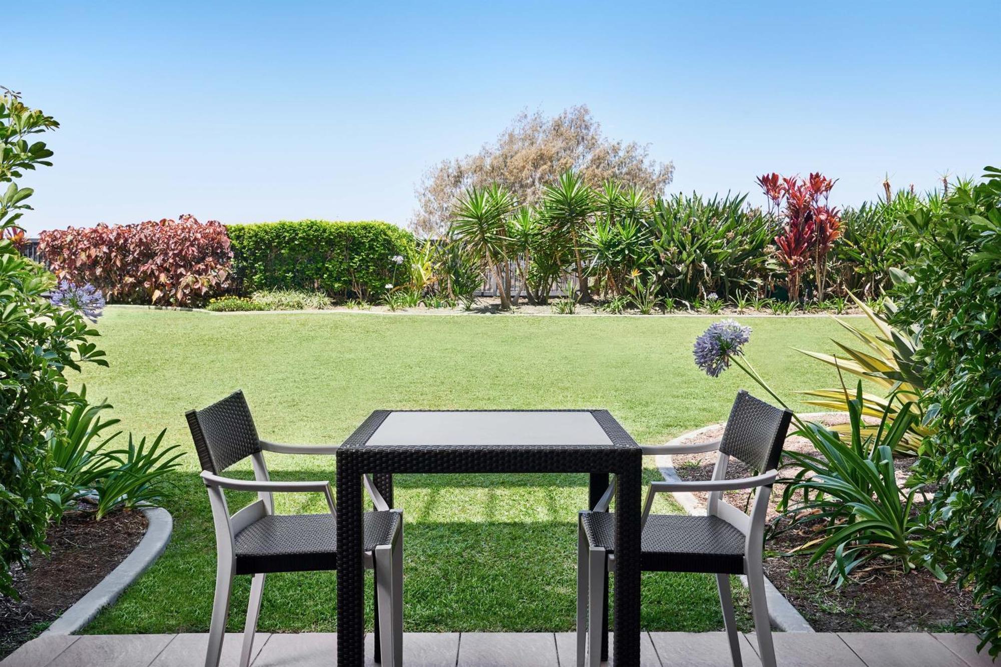 King Room Terrace Garden View