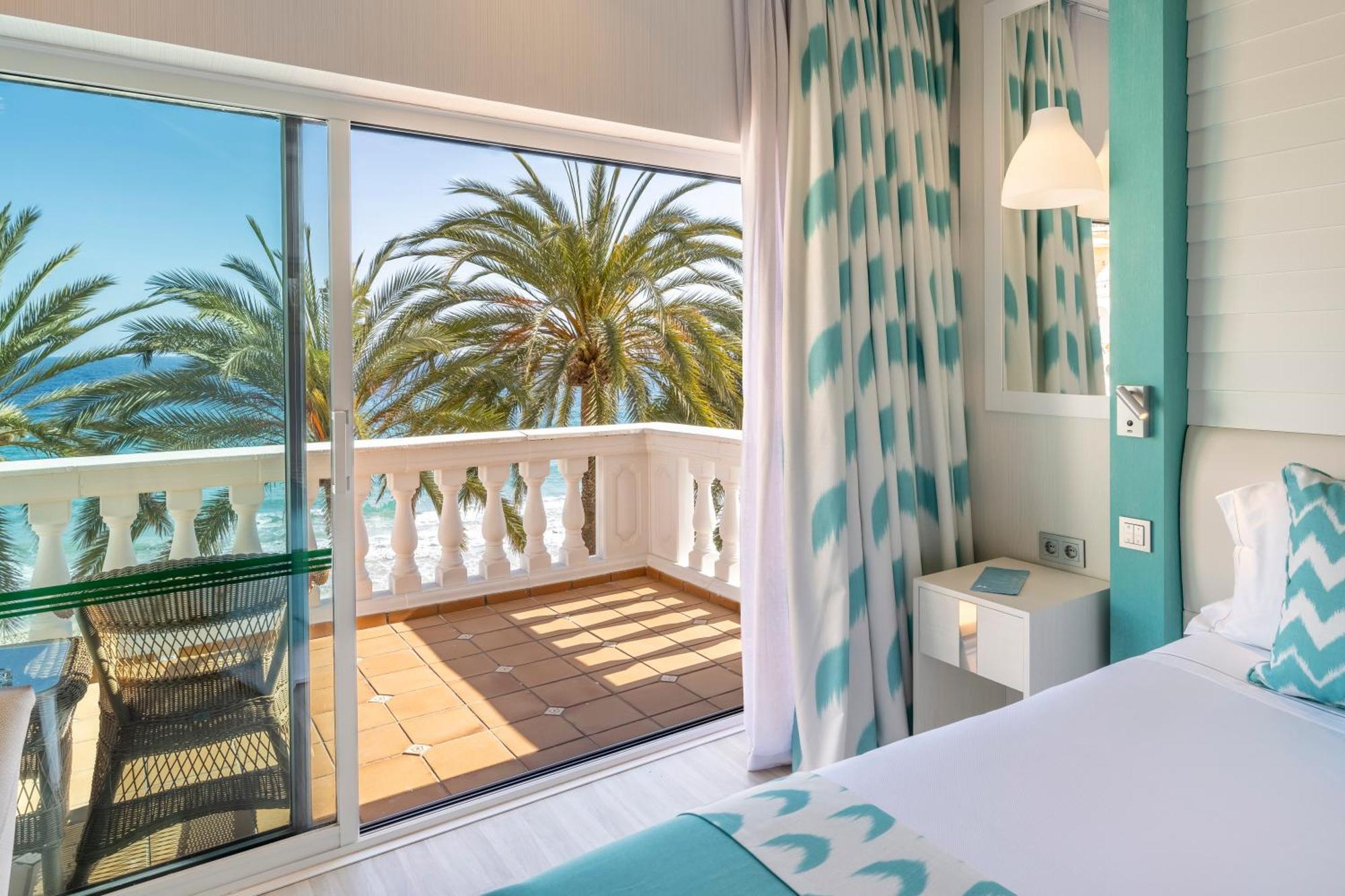 Premium Double or Twin Room Sea View