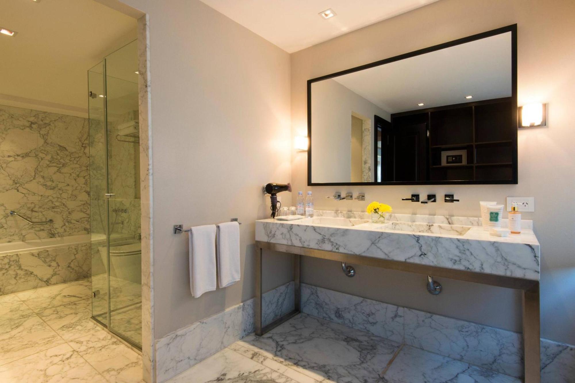 City View Deluxe, Guest room, 1 King,1554238831:JPEG