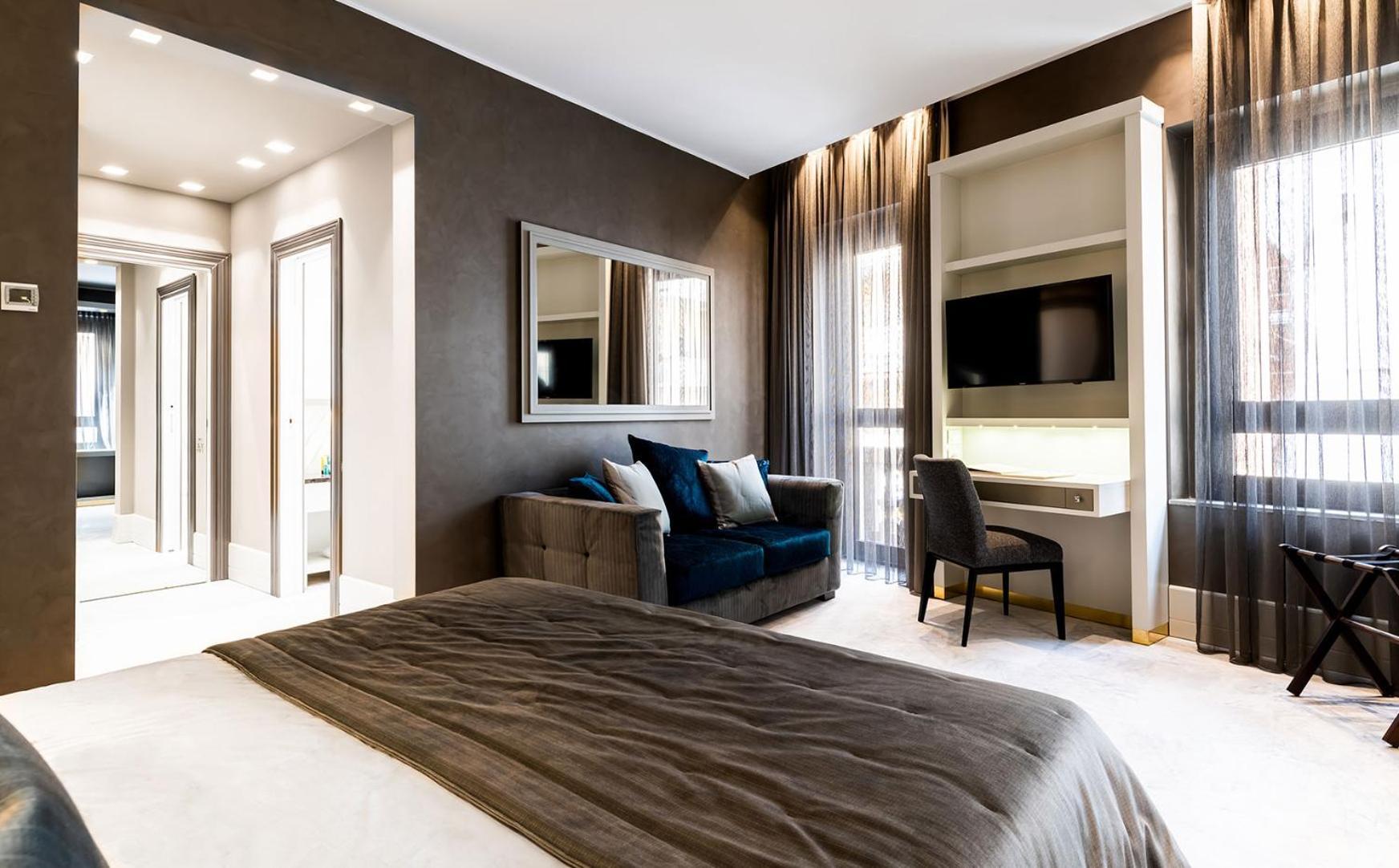 Deluxe Family Room