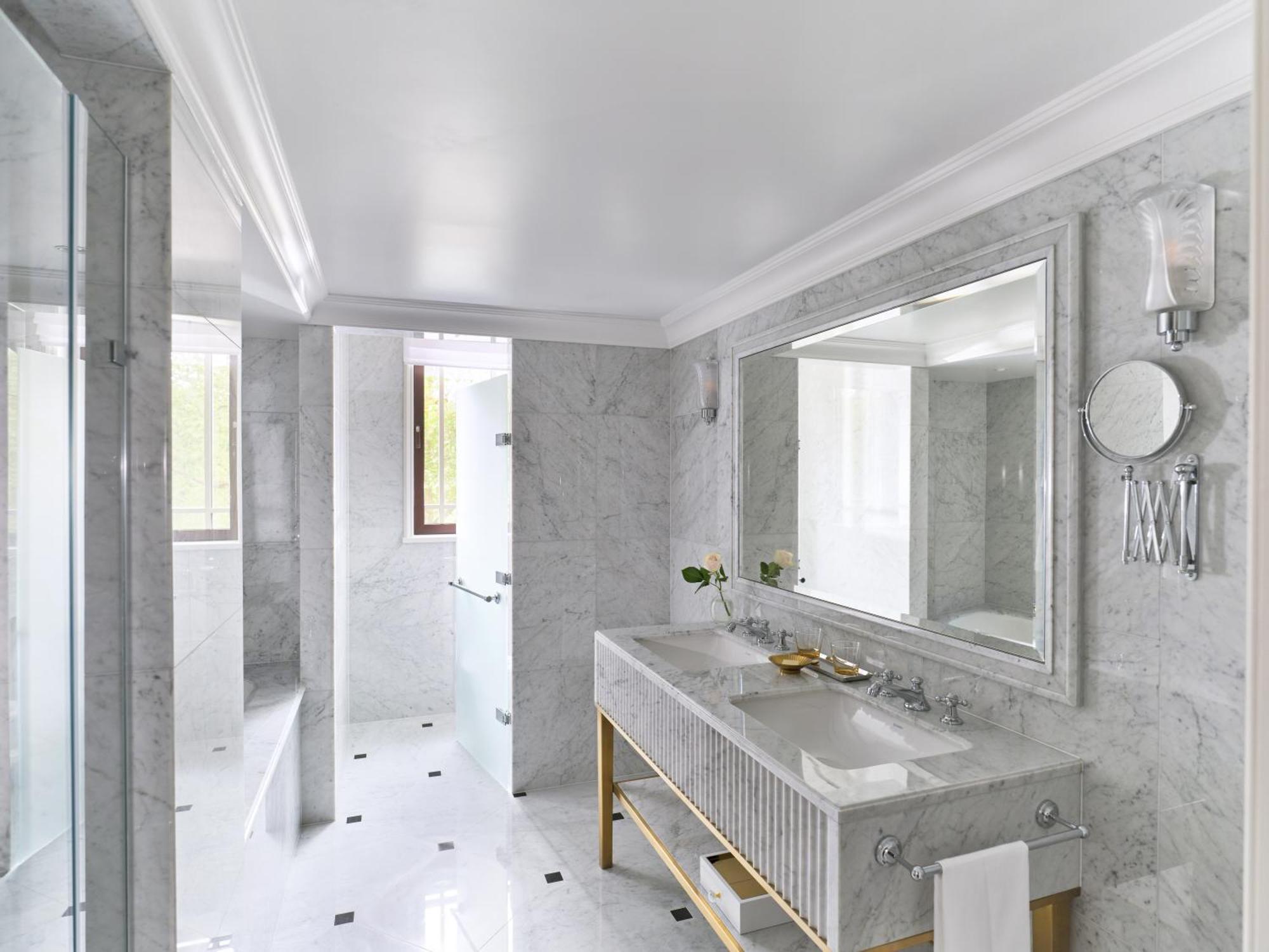 Executive King Room