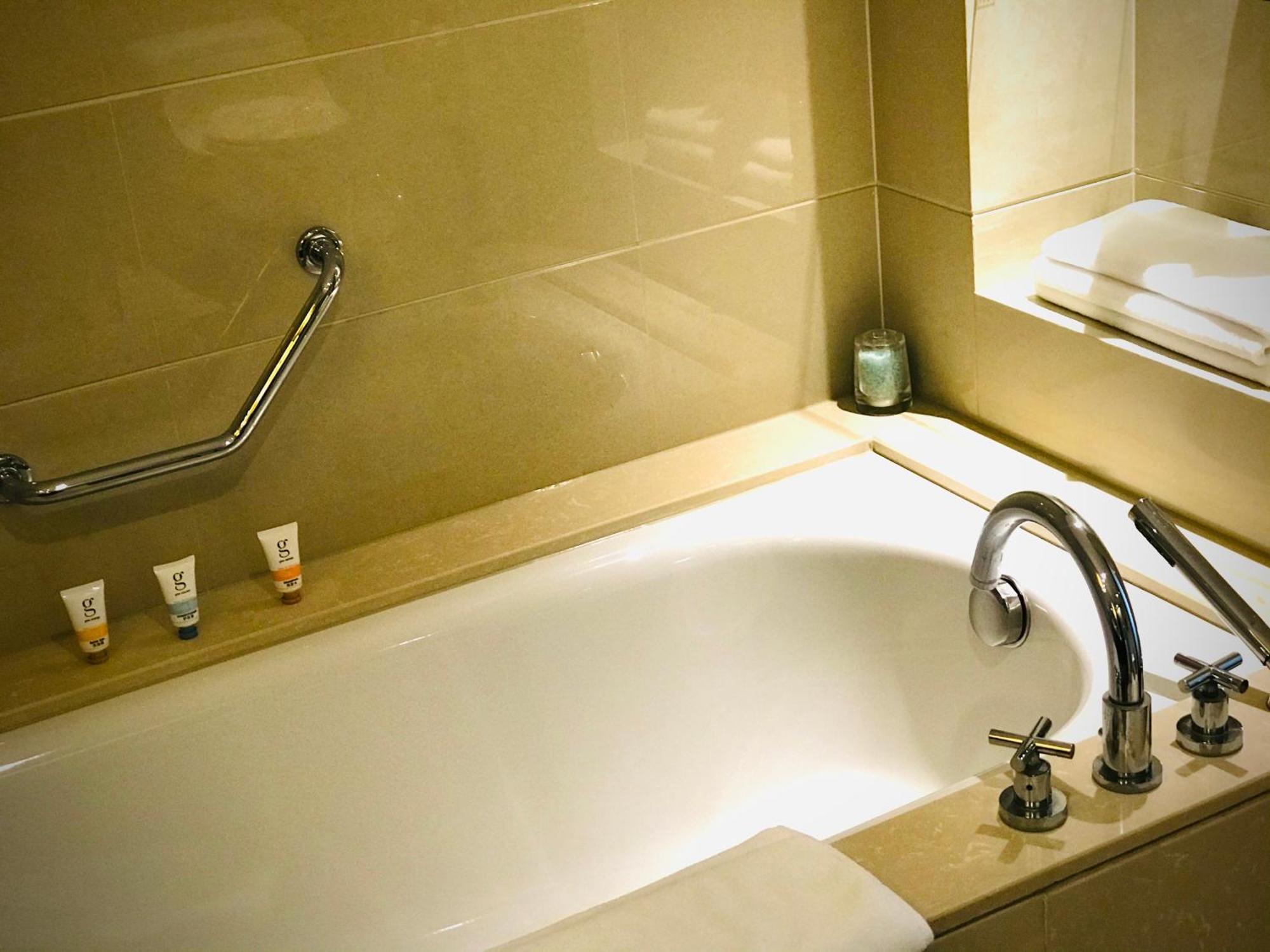 Executive Club Room