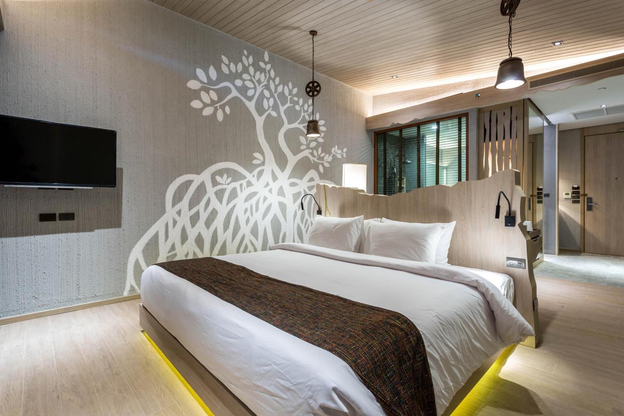 Grand Deluxe Room