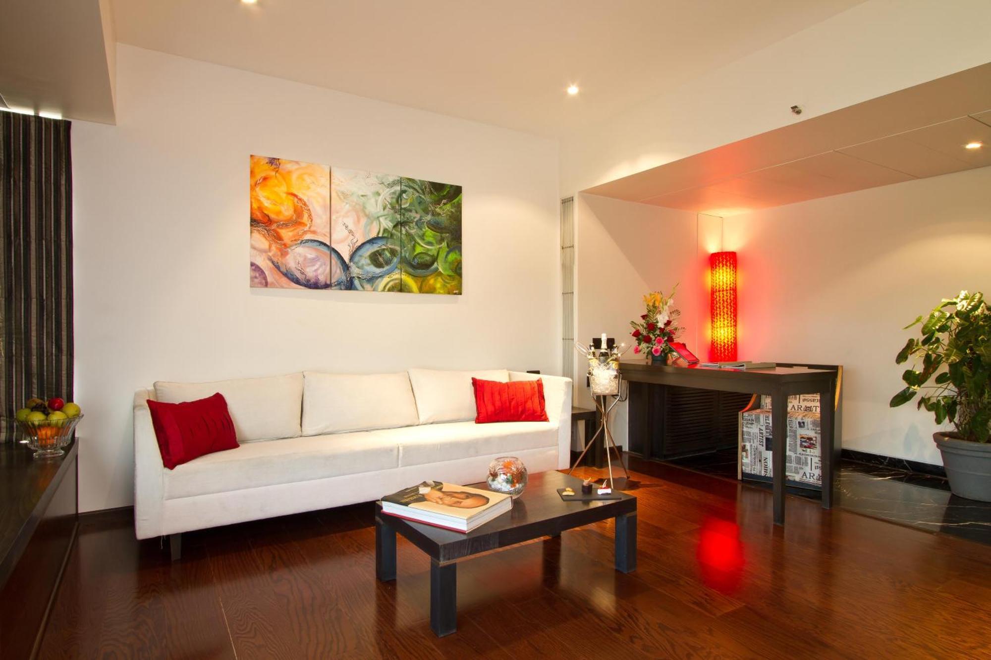 Luxury Suite Room
