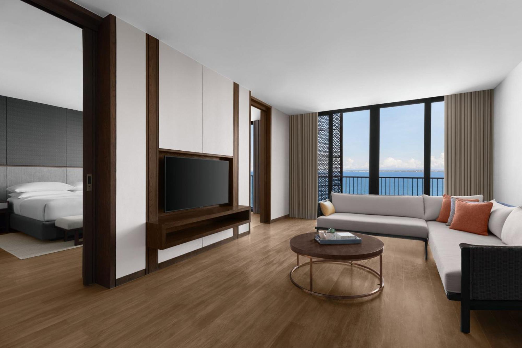 Junior King Suite Balcony Ocean View