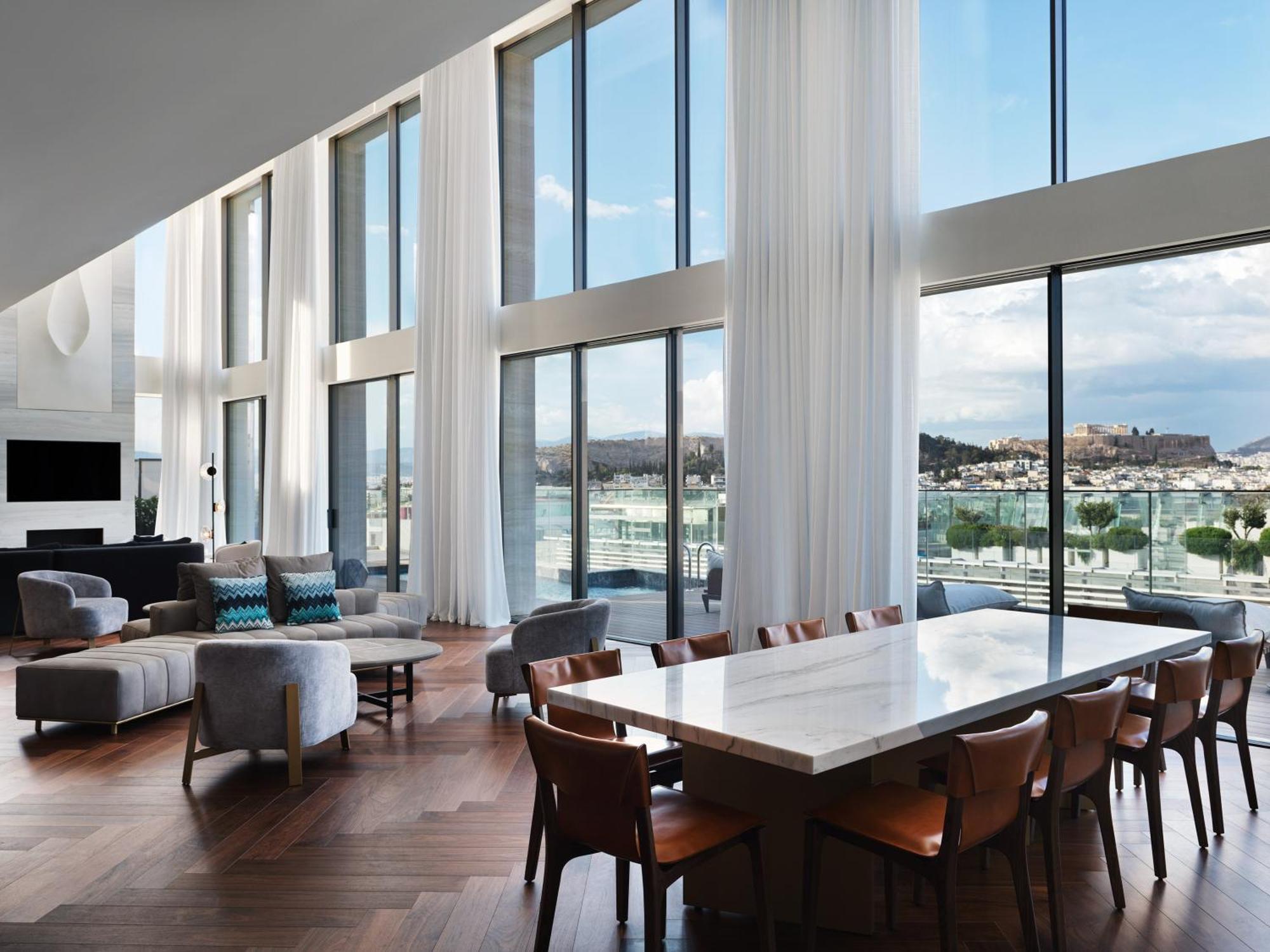 Penthouse King Suite,1556230171:JPEG