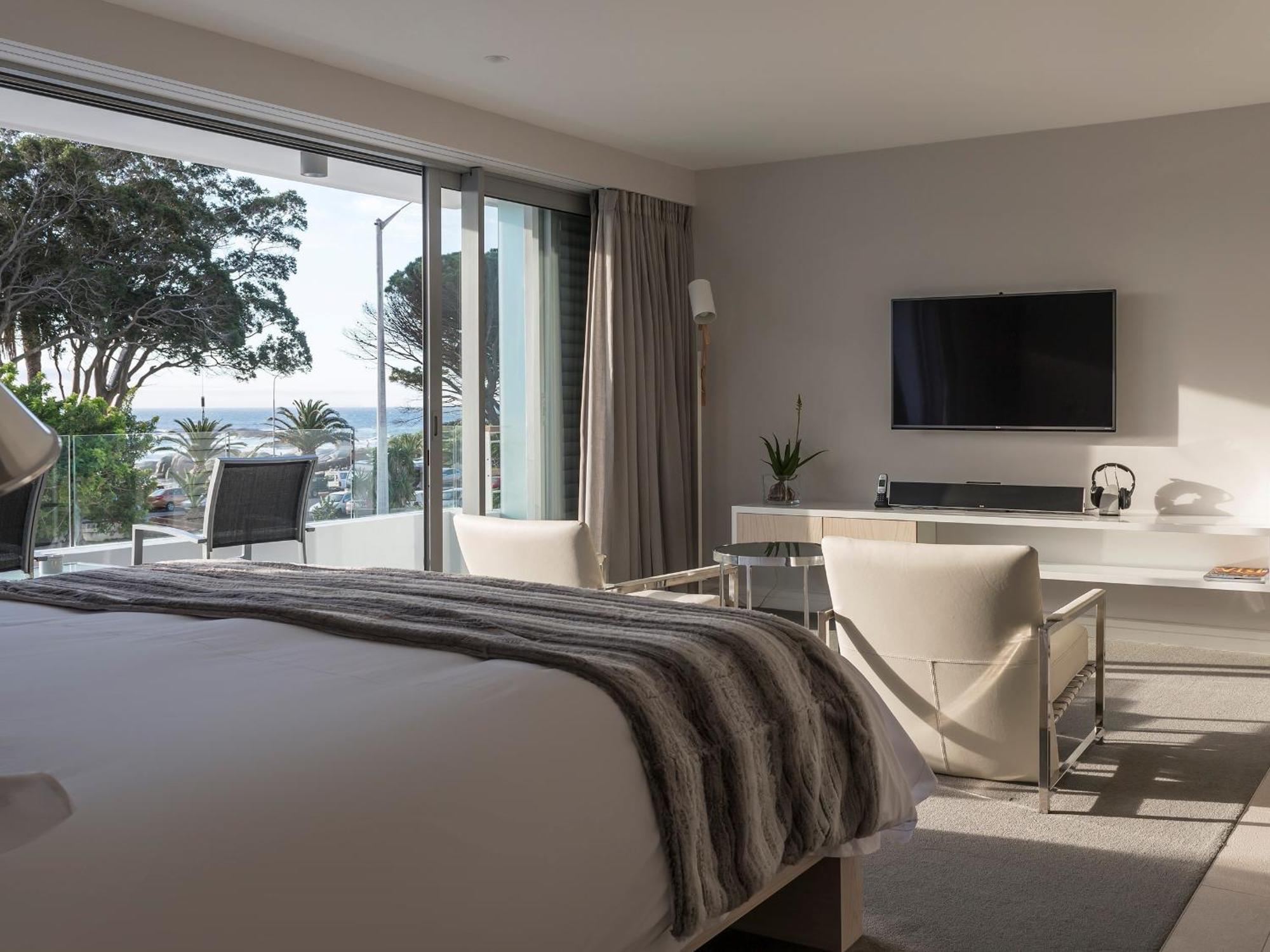 Deluxe Suite Plus Sea View