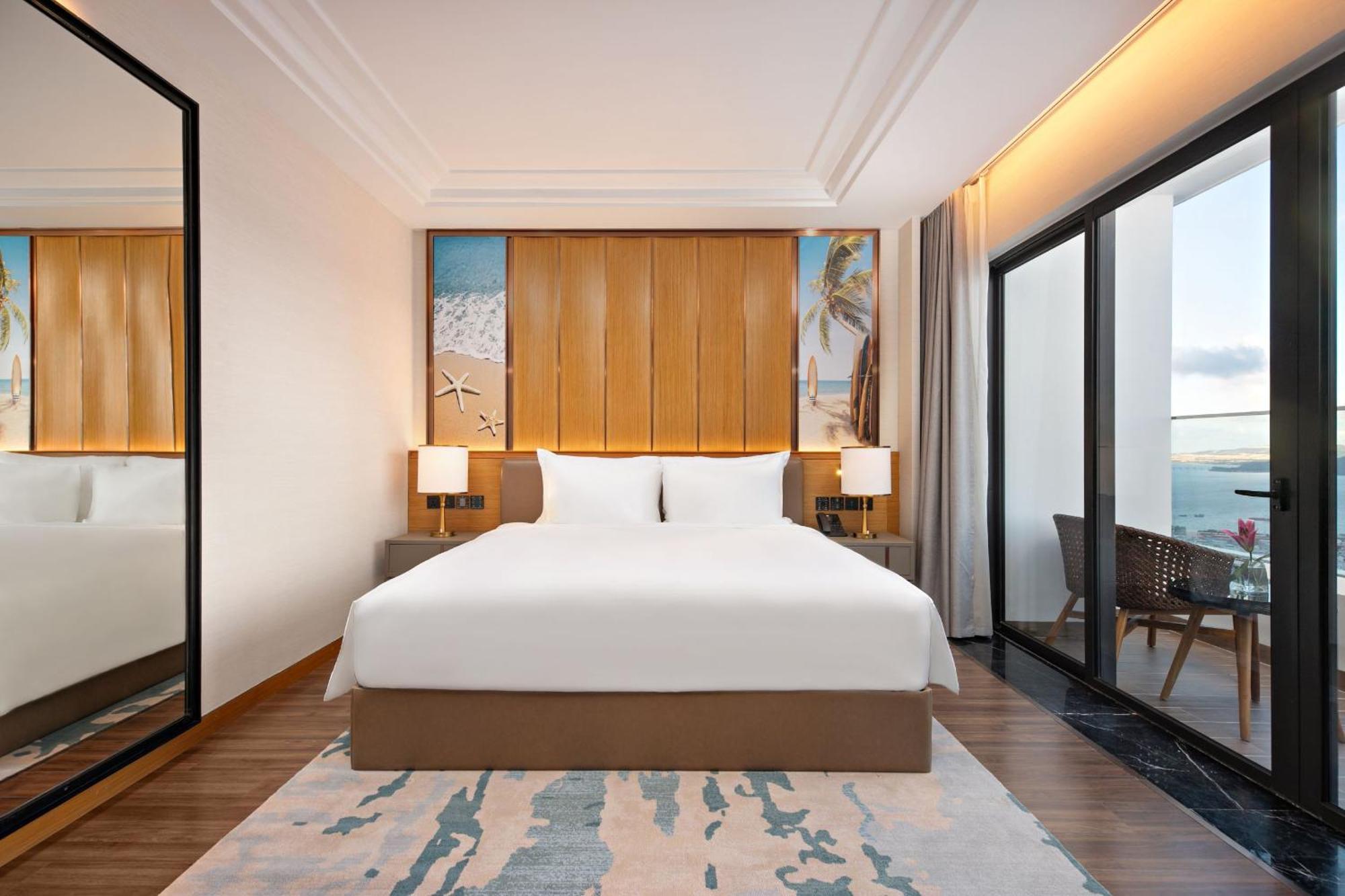 ​Premium Bayview Double Room