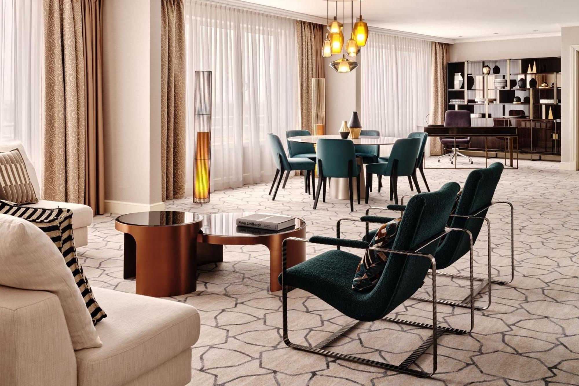 Suite Présidentielle 2 Chambres - Niveau Club - Étage Supérieur