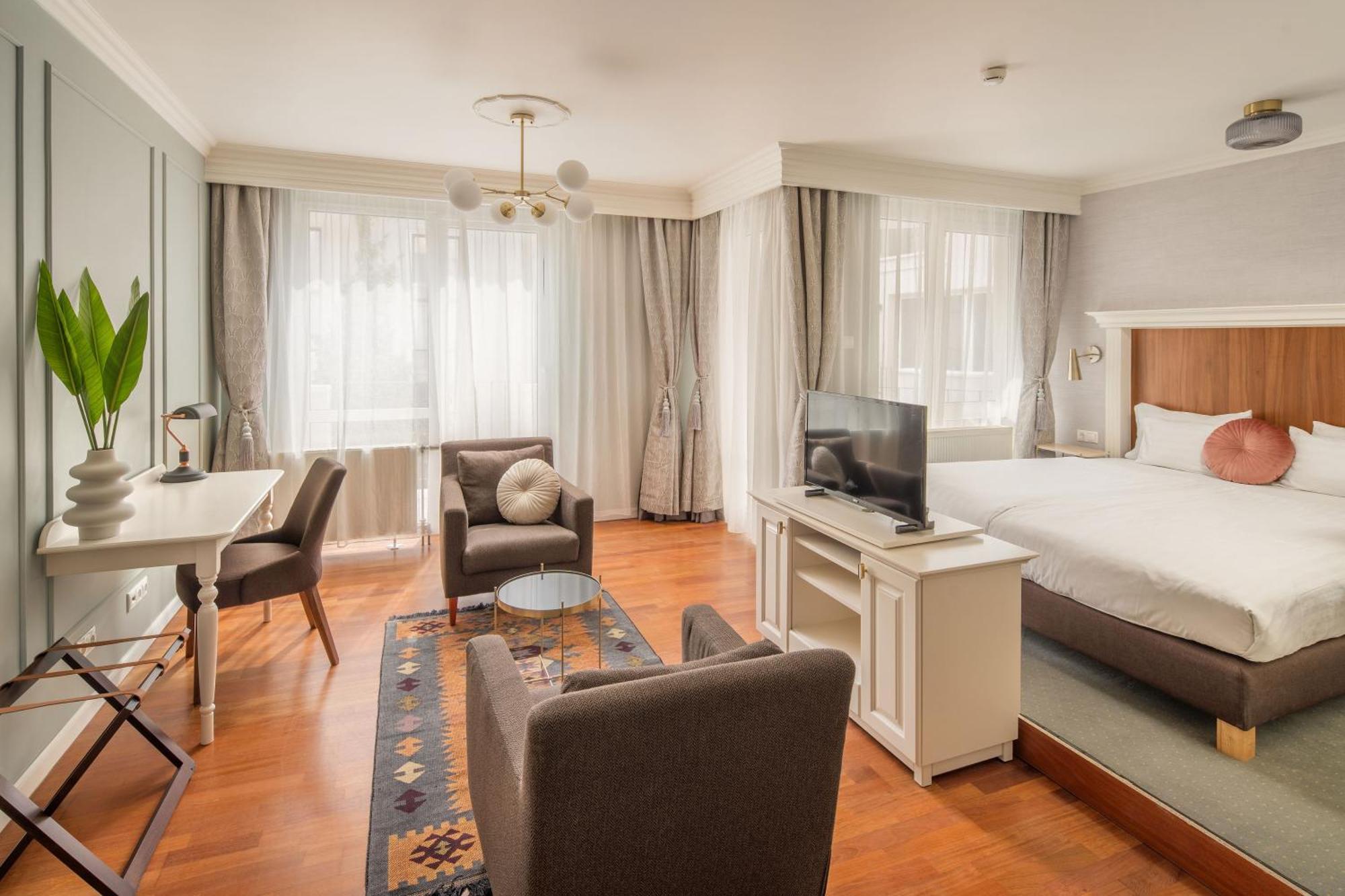 Junior Suite