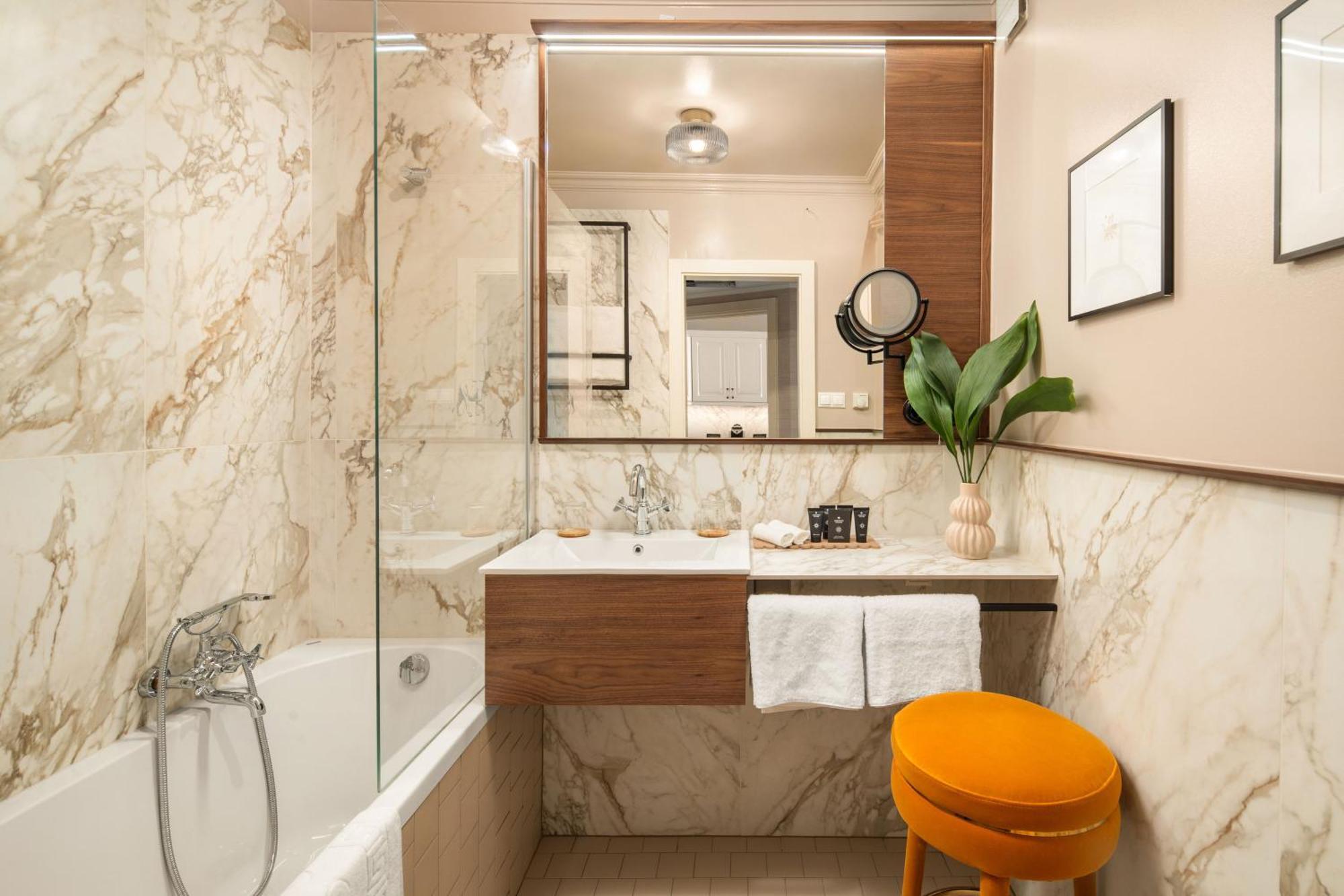 Double King Room