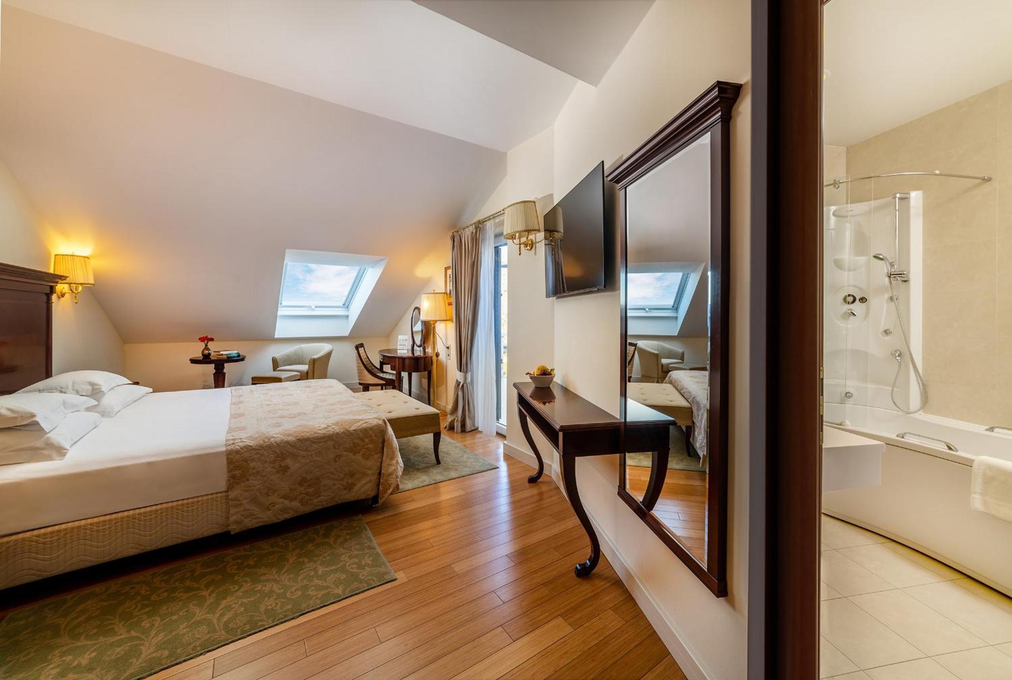 Standard Double or Twin Room