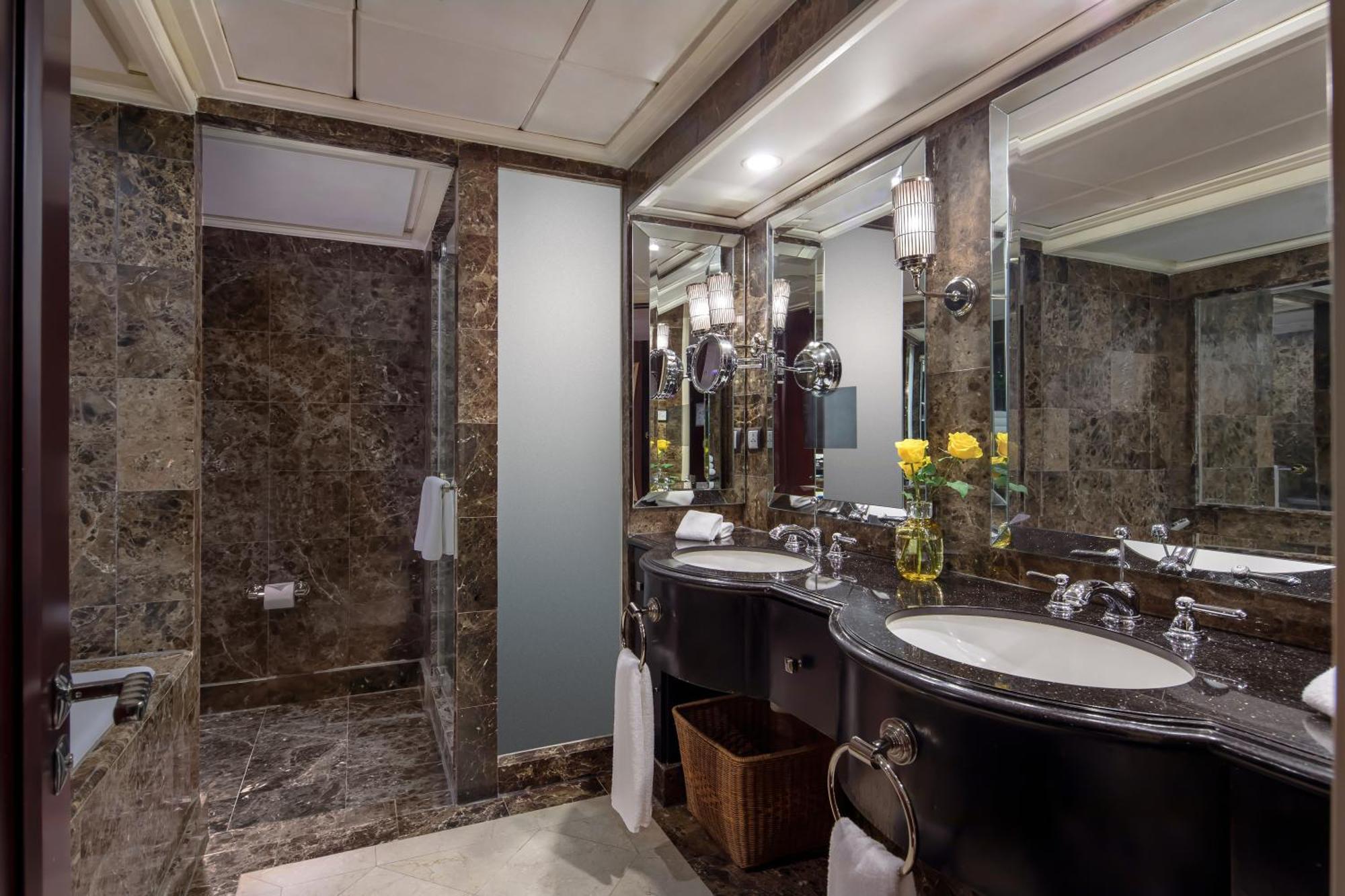 Executive King Room