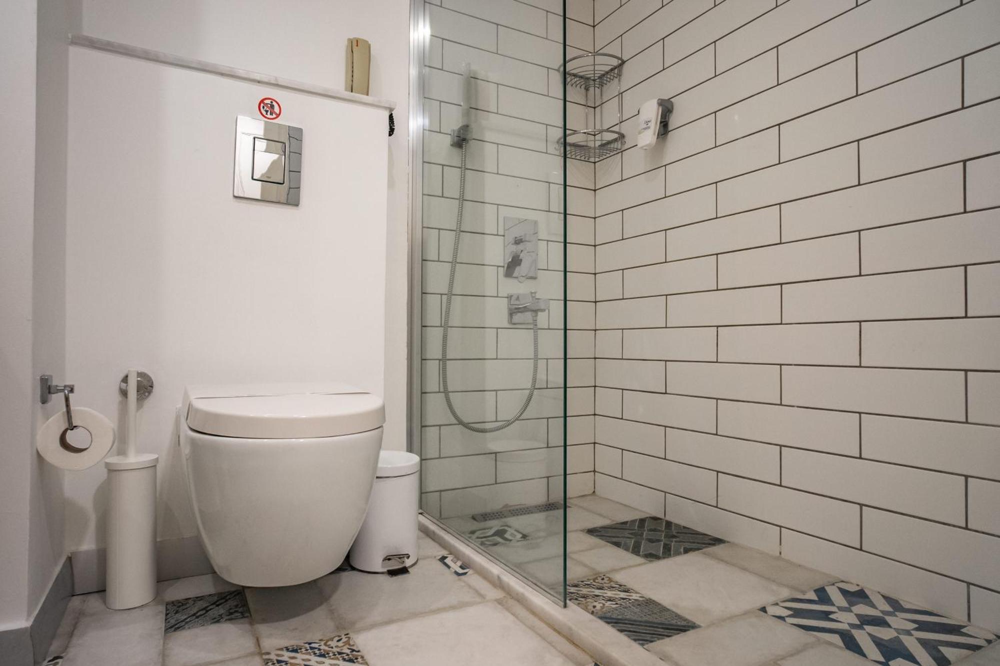 Triple Room with Balcony,1559744344:JPEG