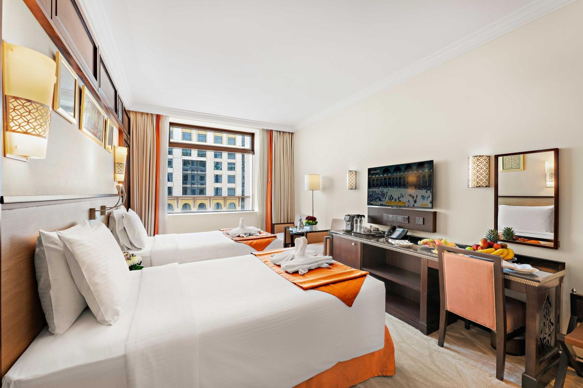 Classic Room Twin City View
