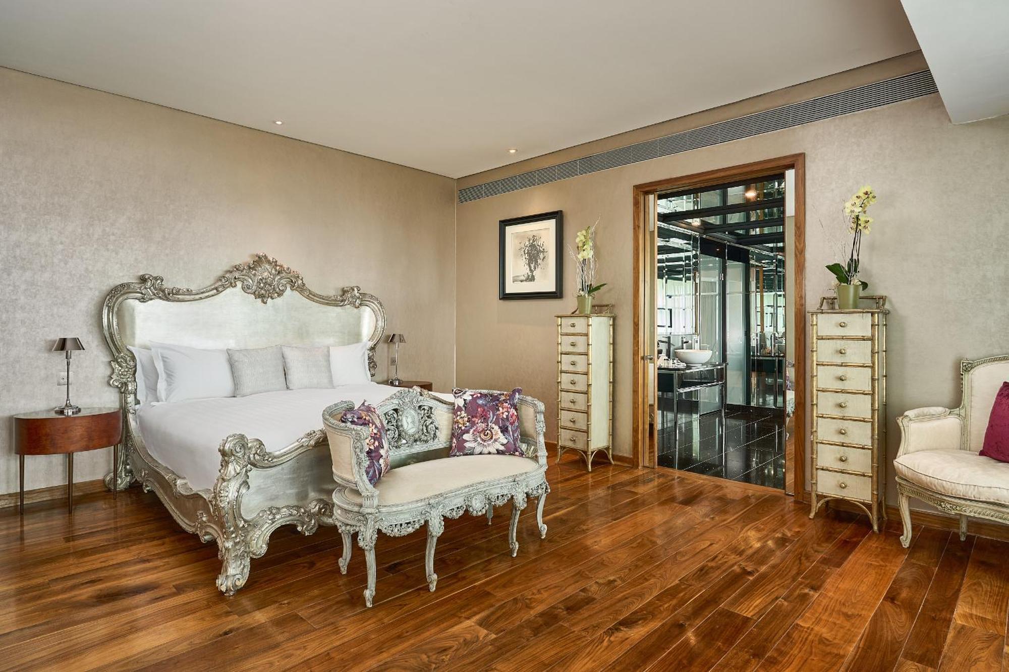 Suite View