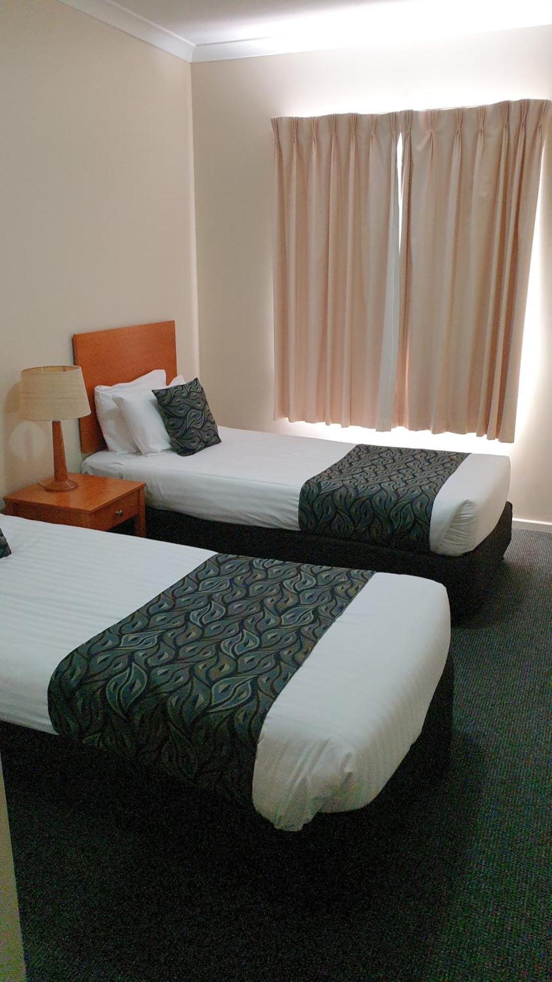 Three-Bedroom Apartment,1563309379:JPEG