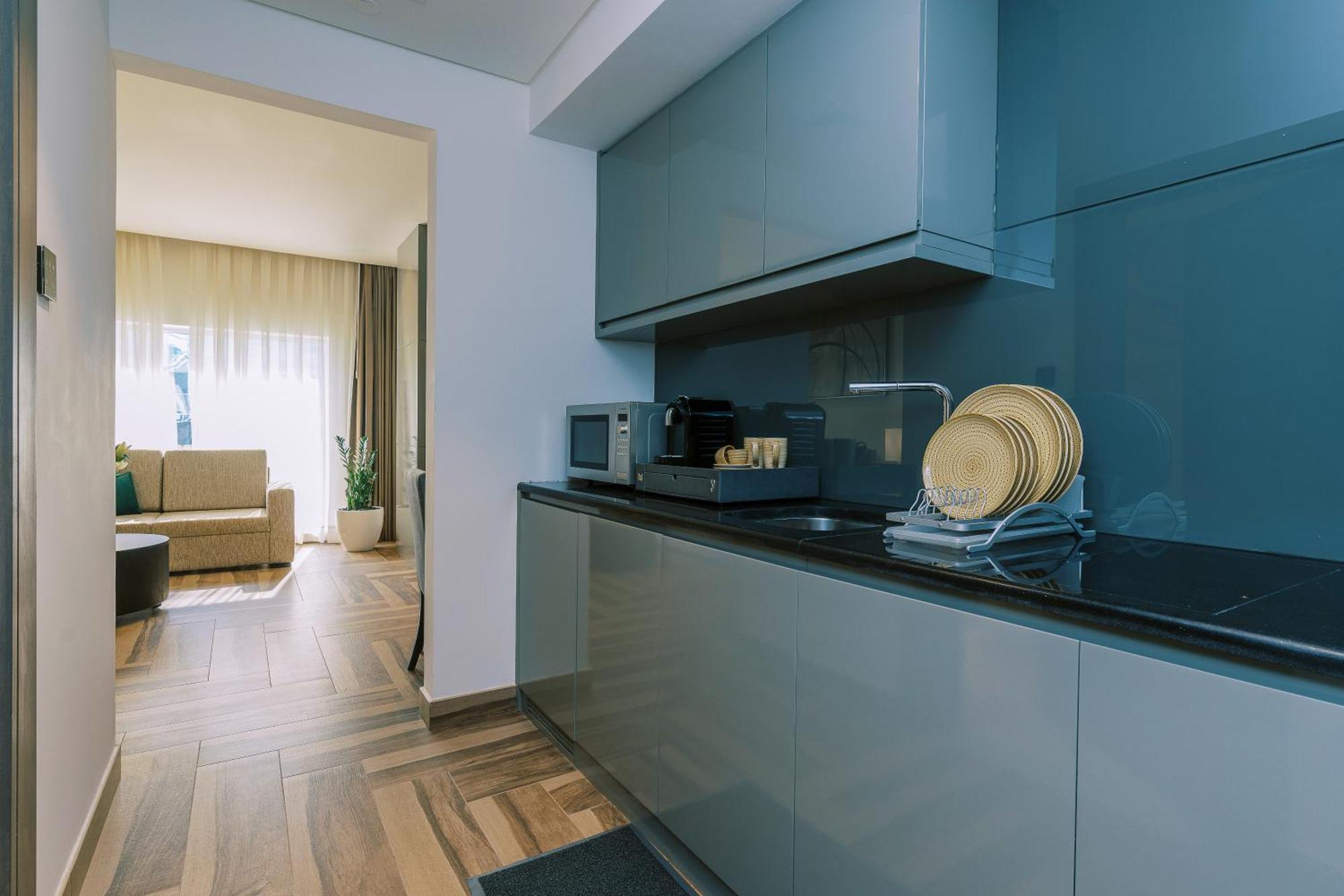 Family Suite Kitchenette,1567778579:JPEG