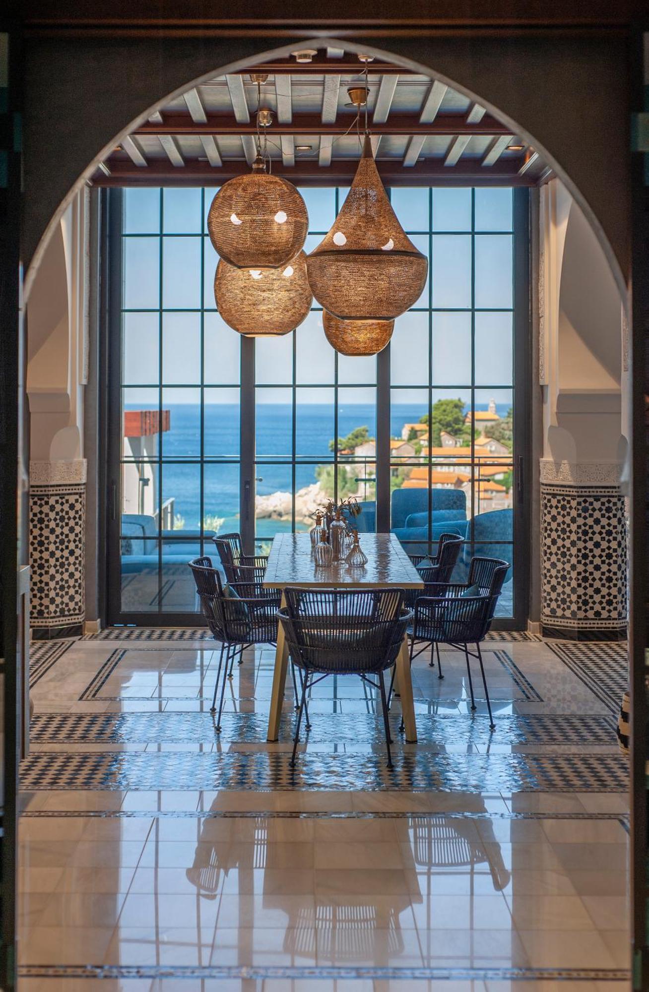 Suite with Terrace,1559215795:JPEG