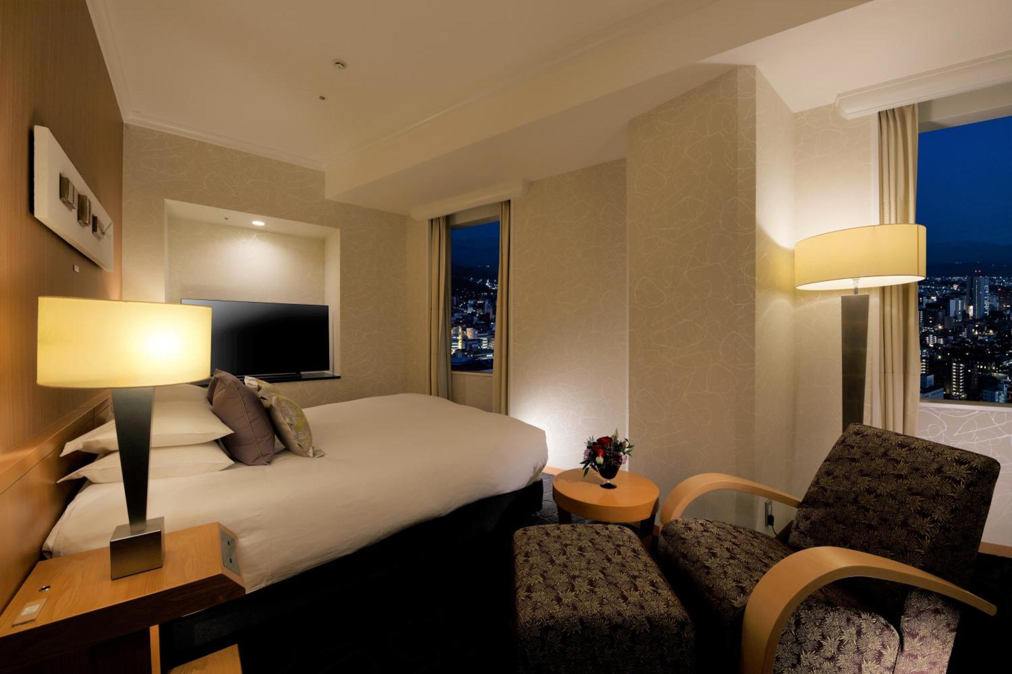 Luxury Floor Queen Room Non-Smoking