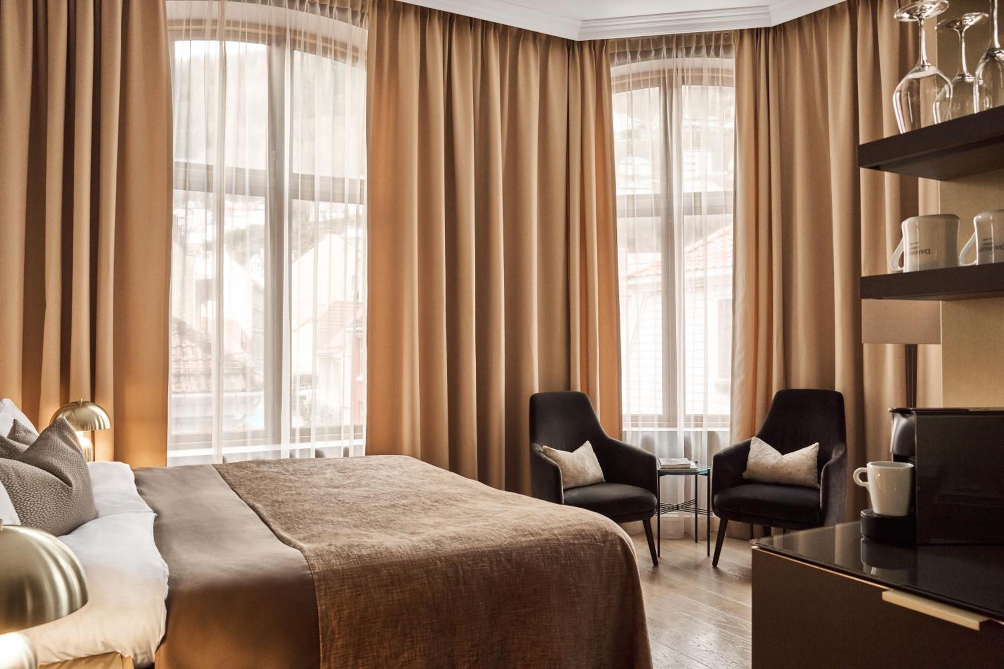Deluxe Room City View