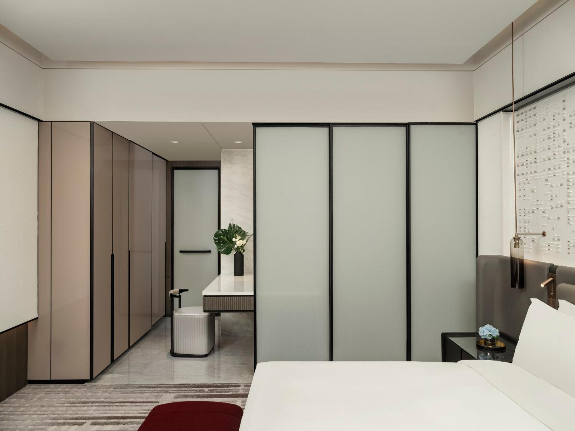 Classic King Room